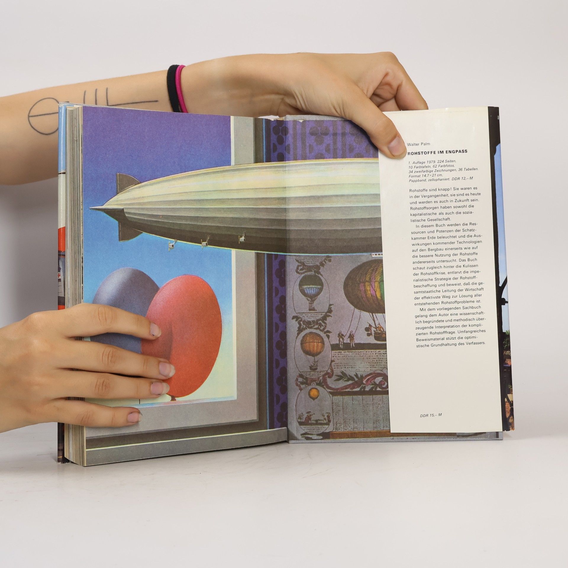 Kolektiv autorů Urania Universum 25