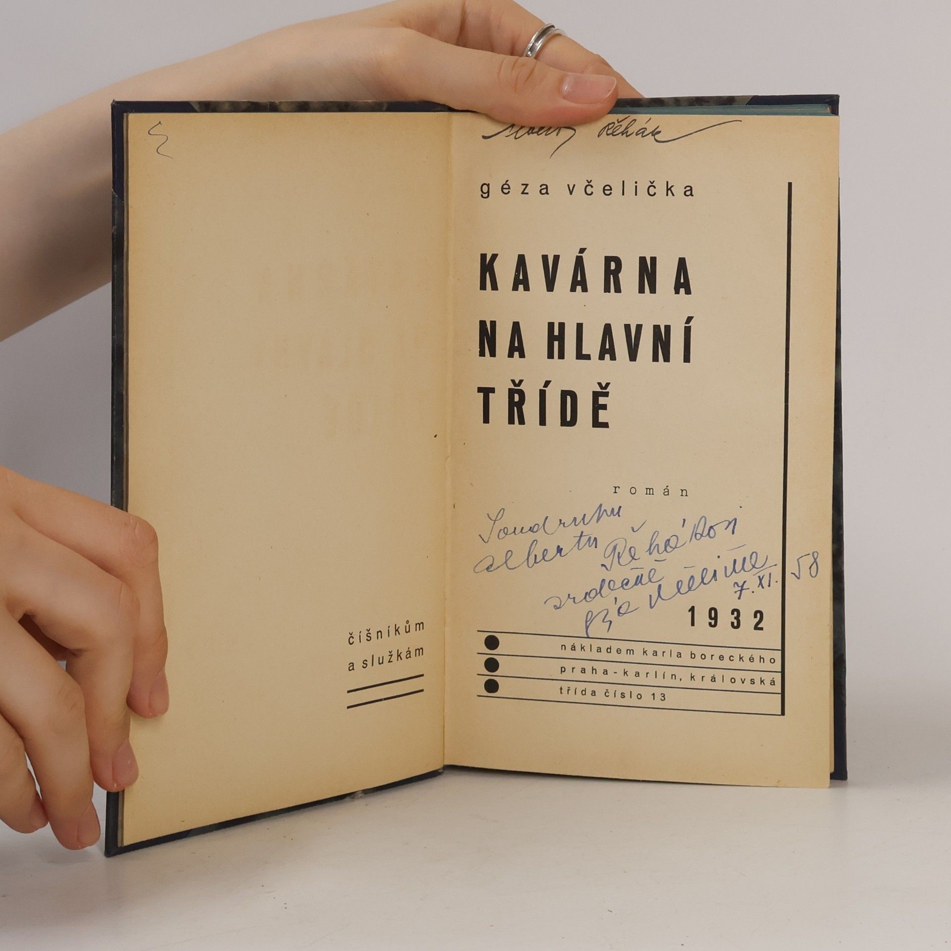 Géza Včelička Kavárna na hlavní třídě