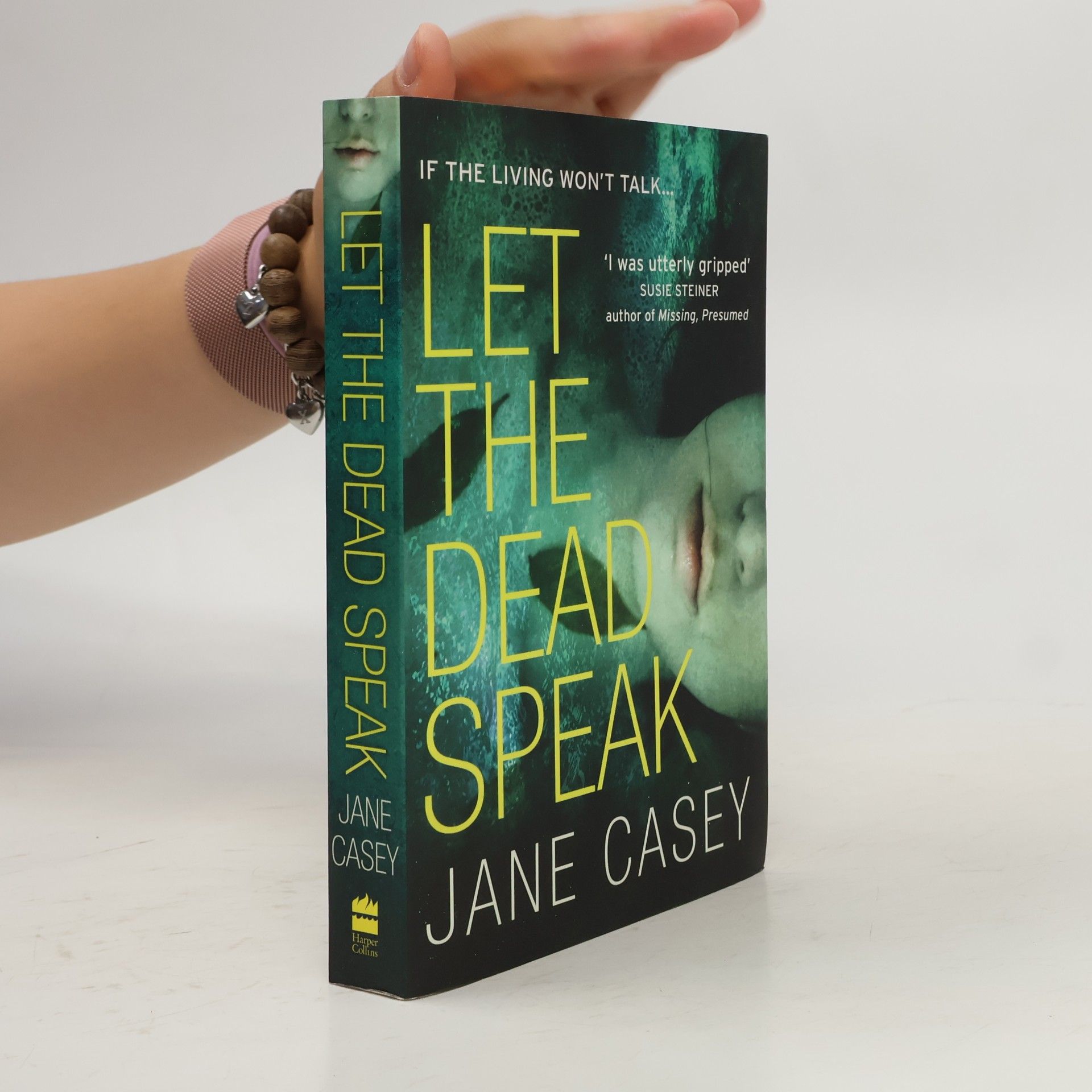 Jane Casey Let The Dead Speak