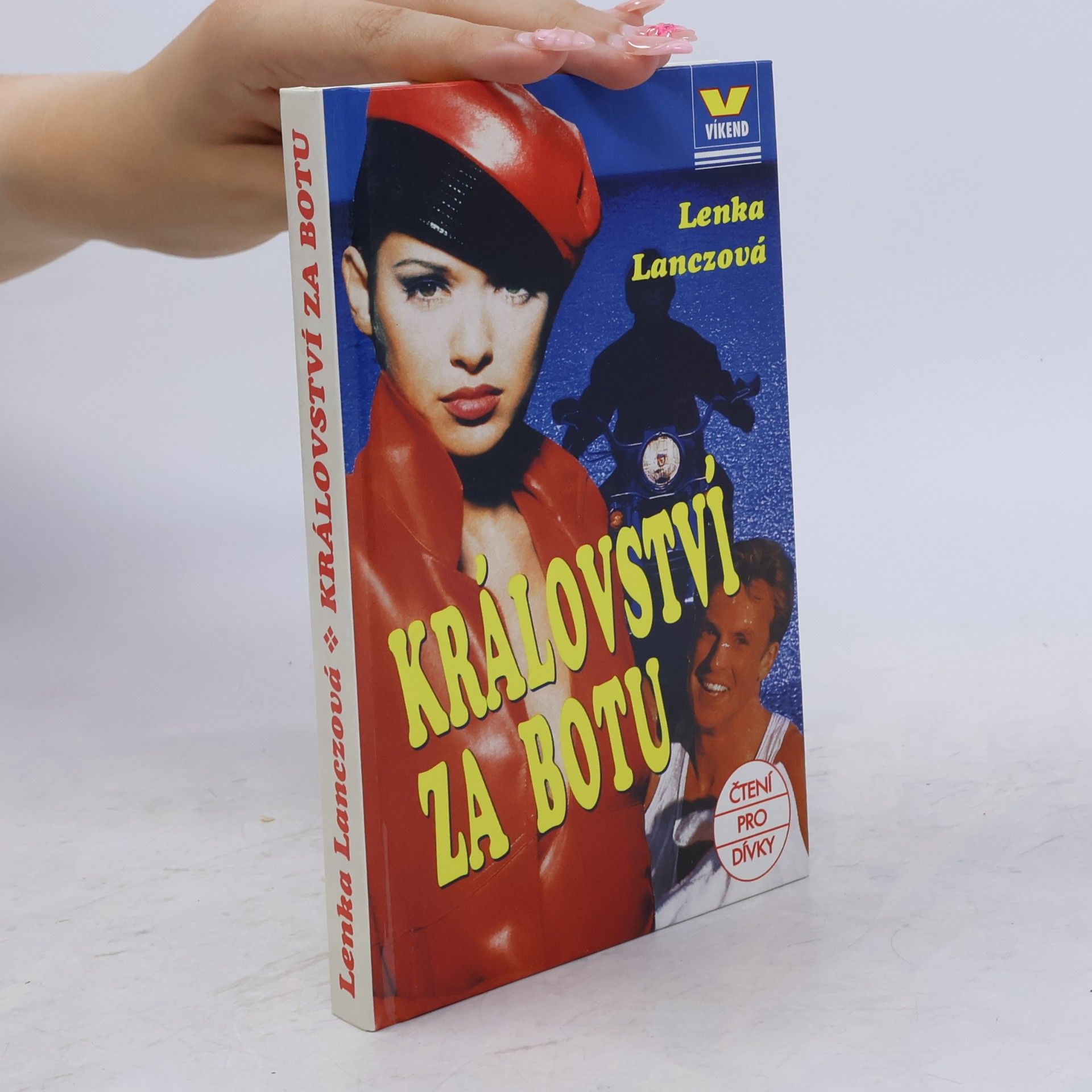 Lenka Lanczová Království za botu