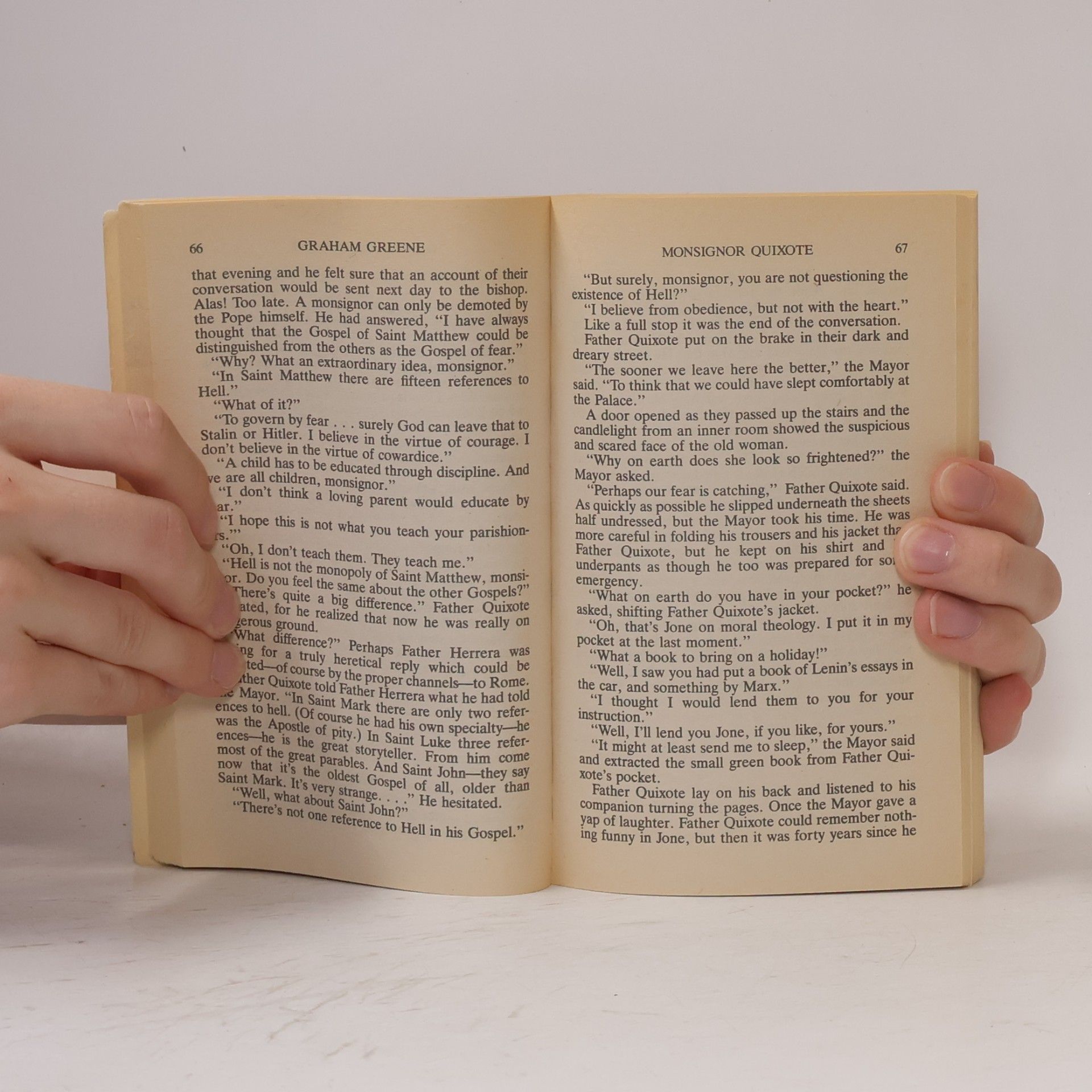 Graham Greene Monsignor Quixote