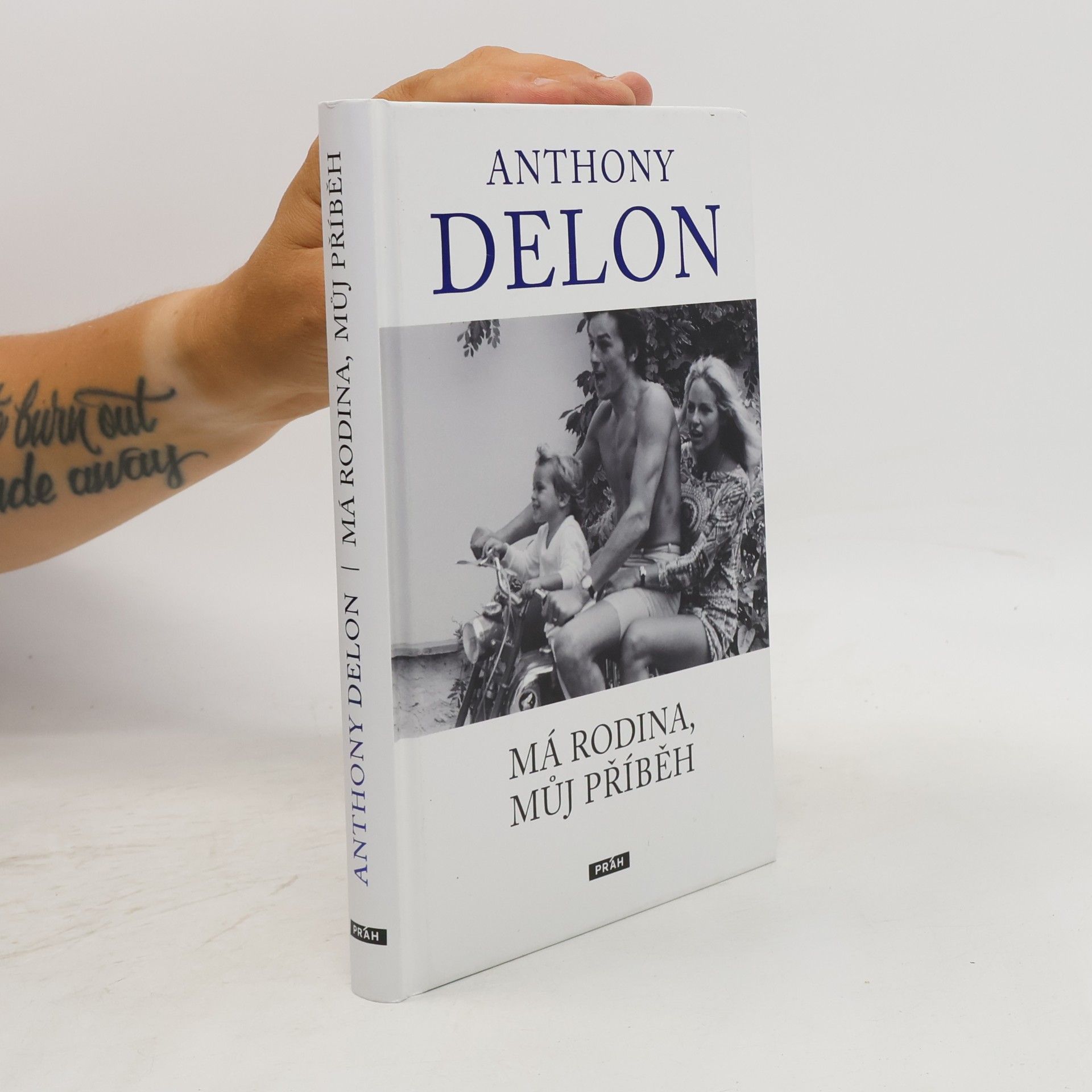 Anthony Delon Anthony Delon : má rodina, můj příběh