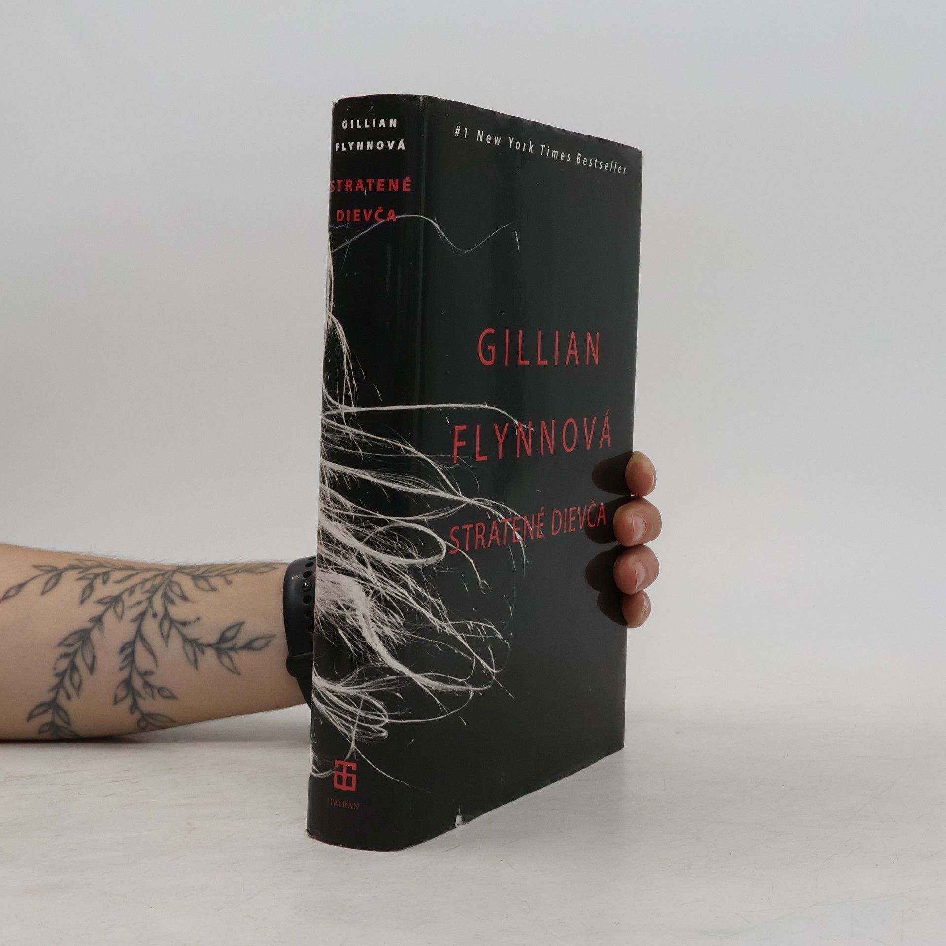 Gillian Flynn Stratené dievča