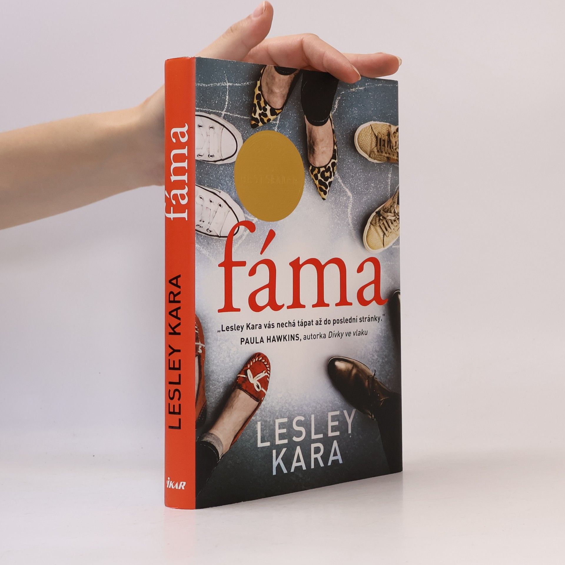 Lesley Kara Fáma