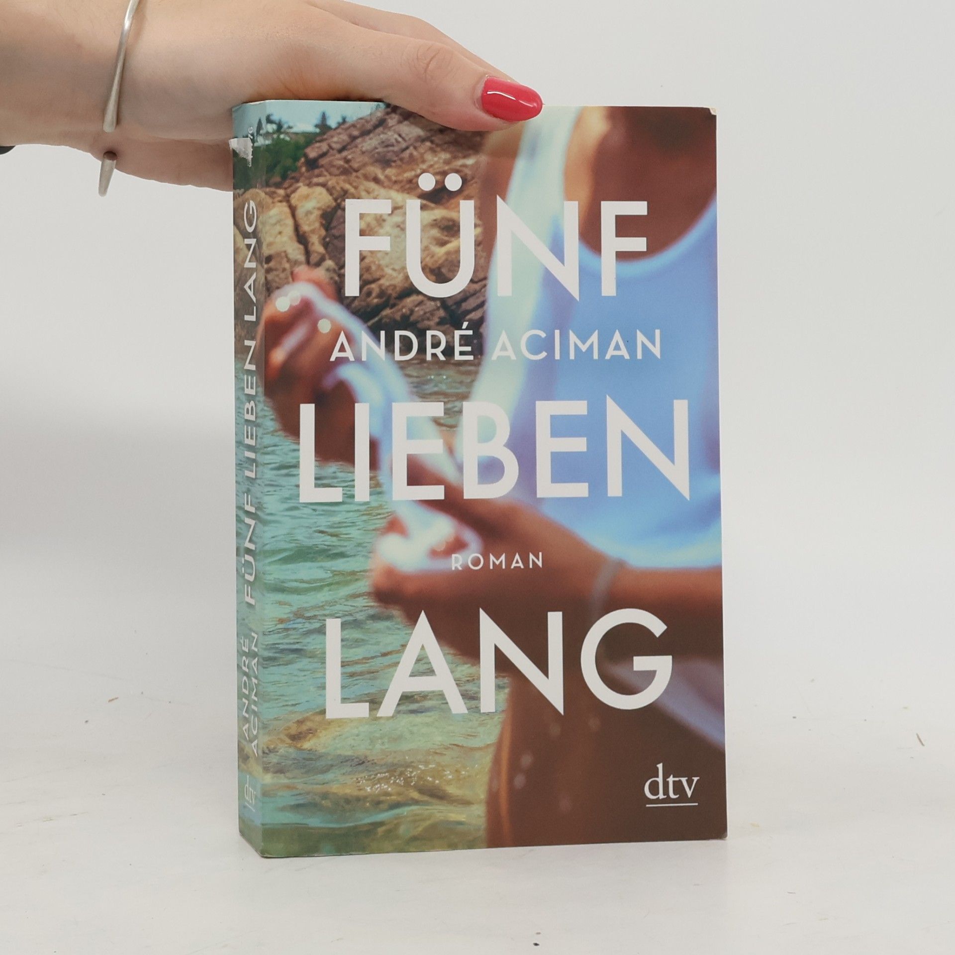 Fünf Lieben lang