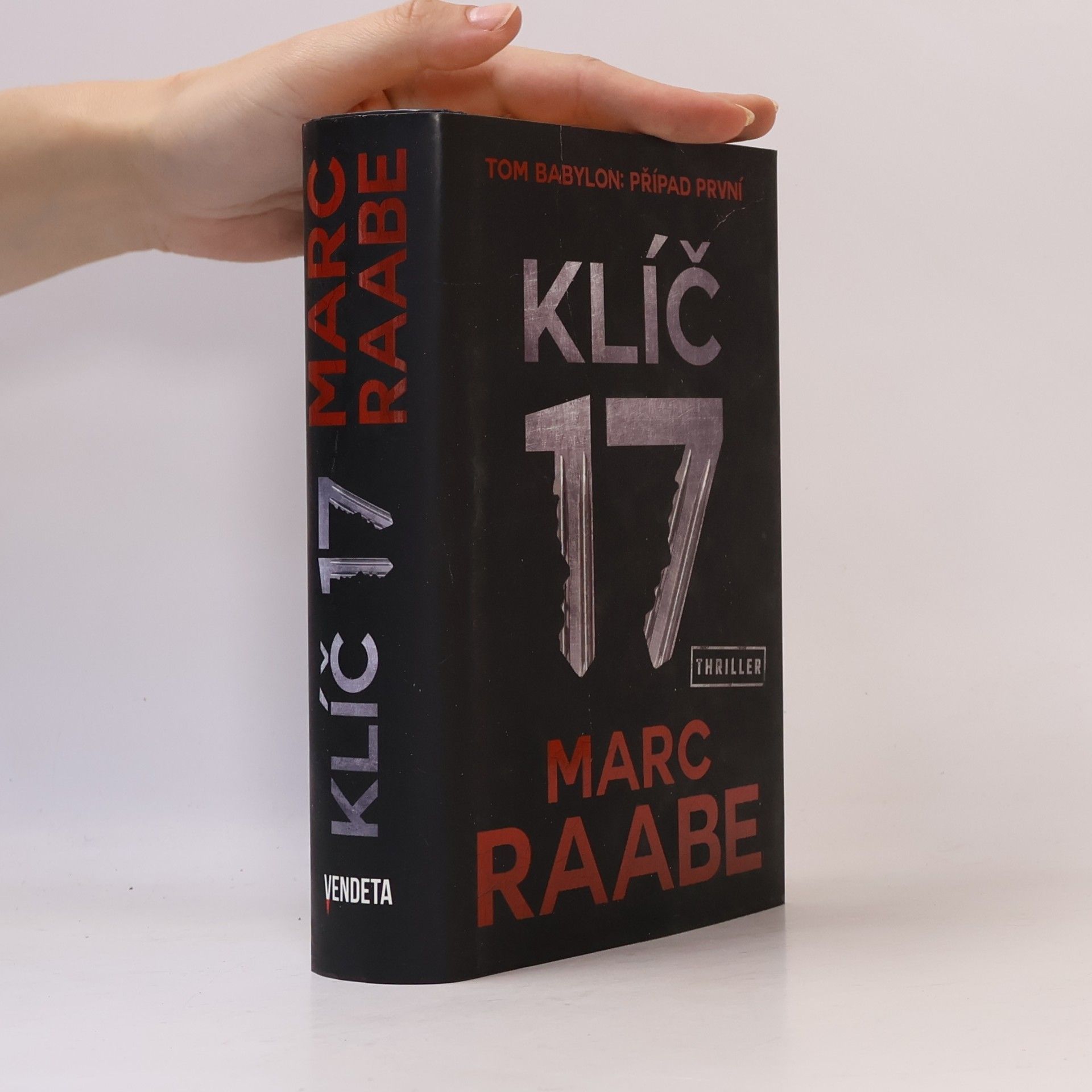 Marc Raabe Klíč 17