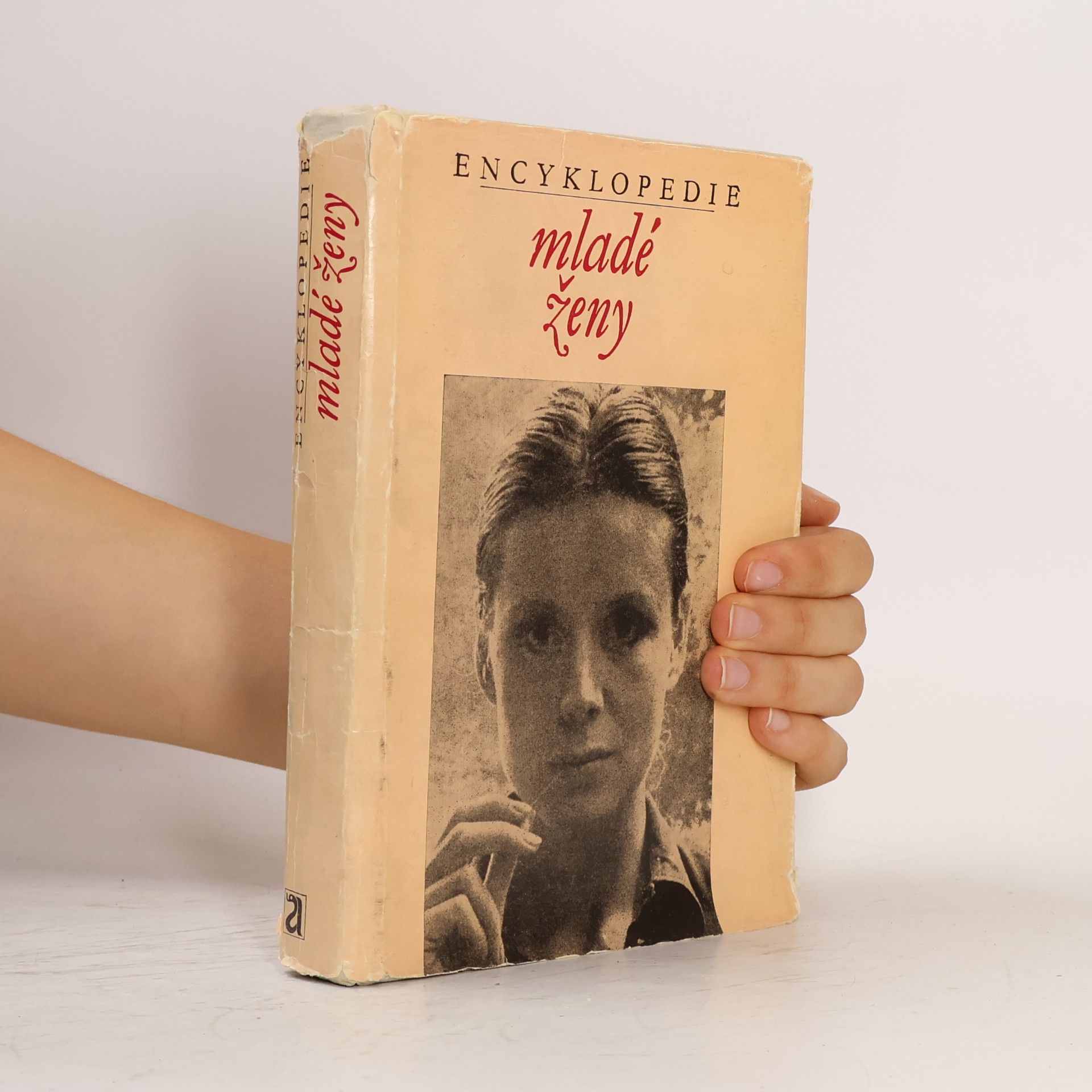 Collectif d'auteurs Encyklopedie mladé ženy