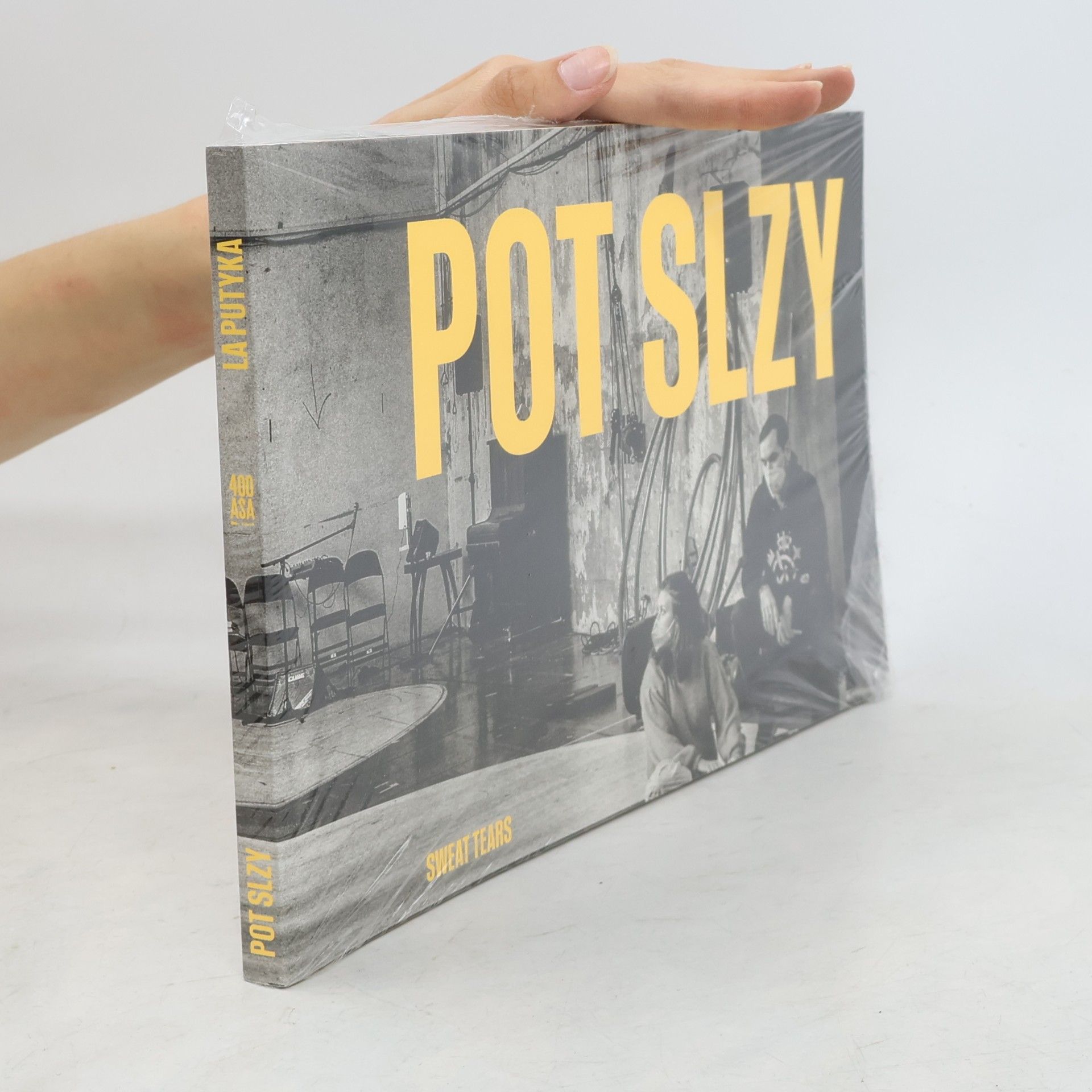 Kolektív autorov Pot slzy / Sweat tears