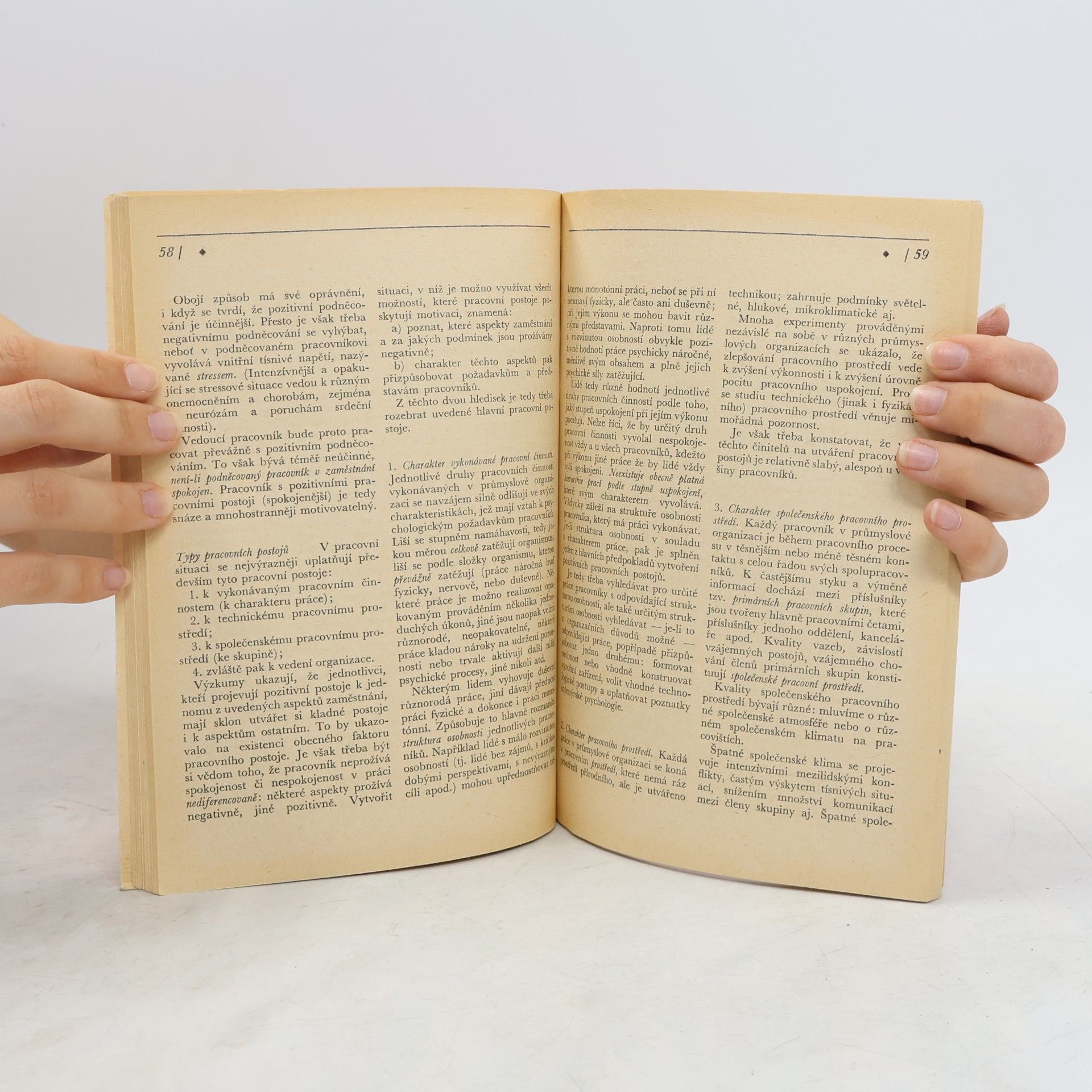 Autorenkollektiv Odbory a společnost 71/3