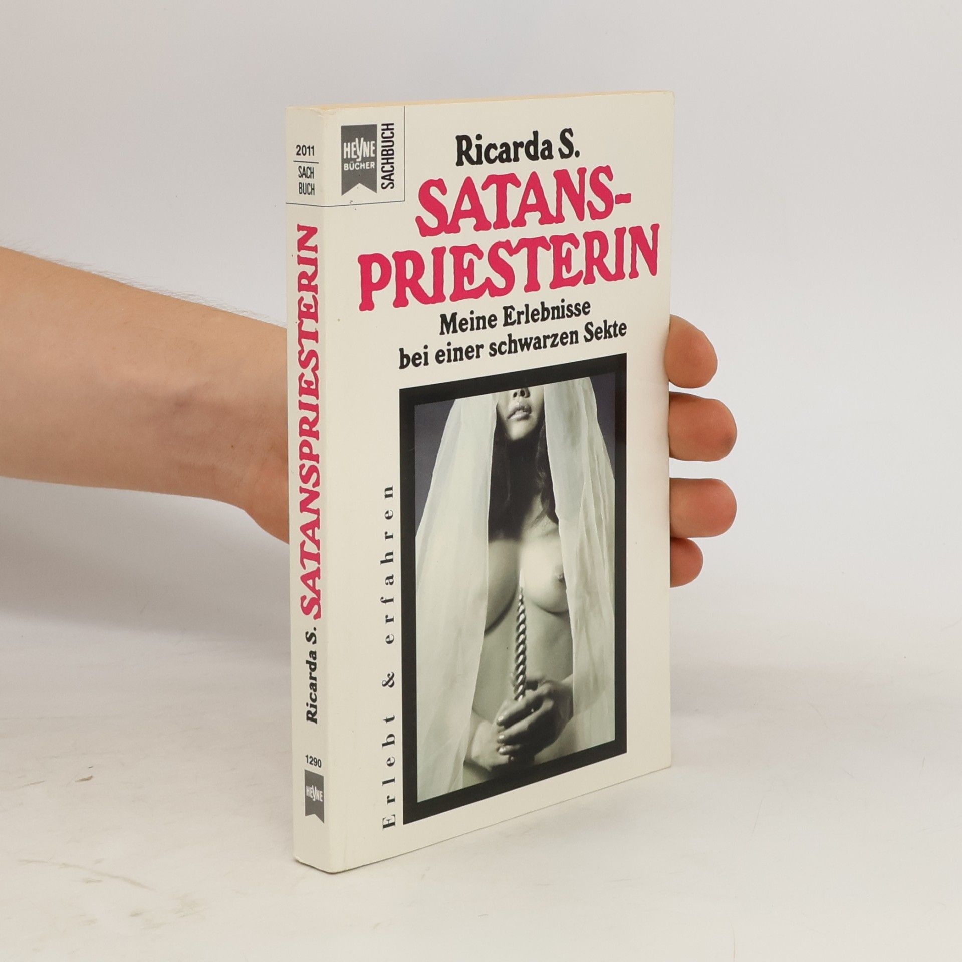Ricarda S. Satanspriesterin