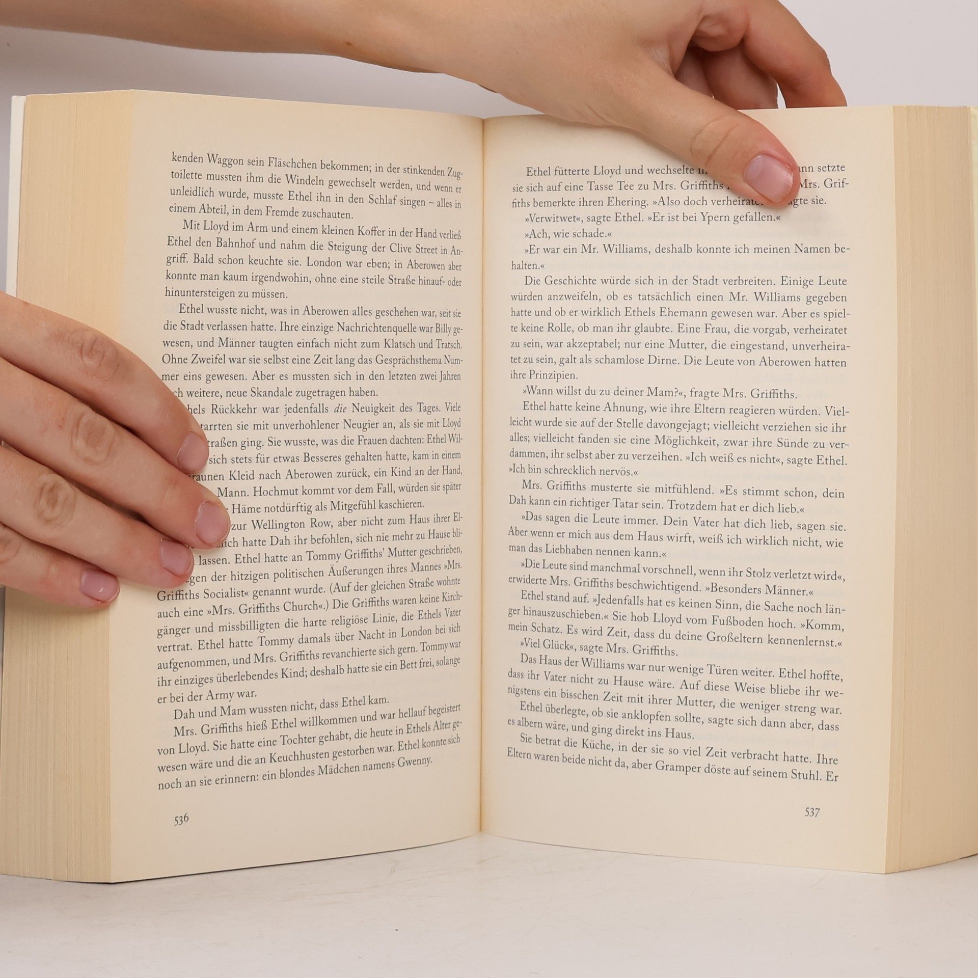 Ken Follett Sturz der Titanen