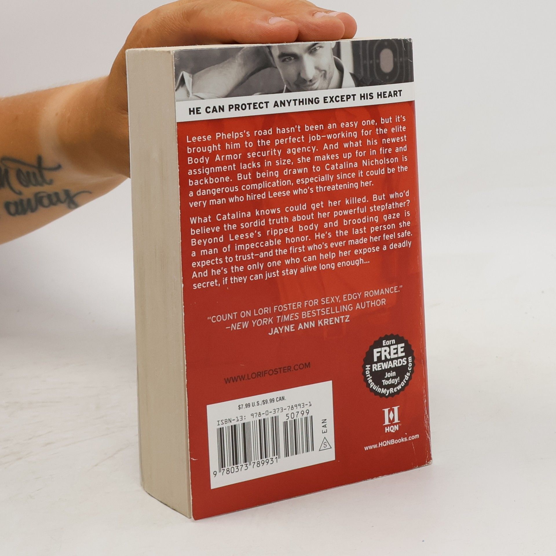 Lori Foster Body Armor - 1: Under Pressure: Includes a Bonus Story