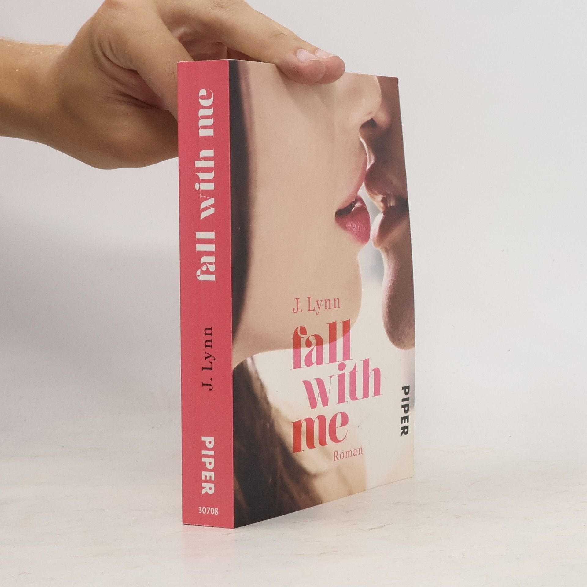 Jennifer L. Armentrout Fall with me