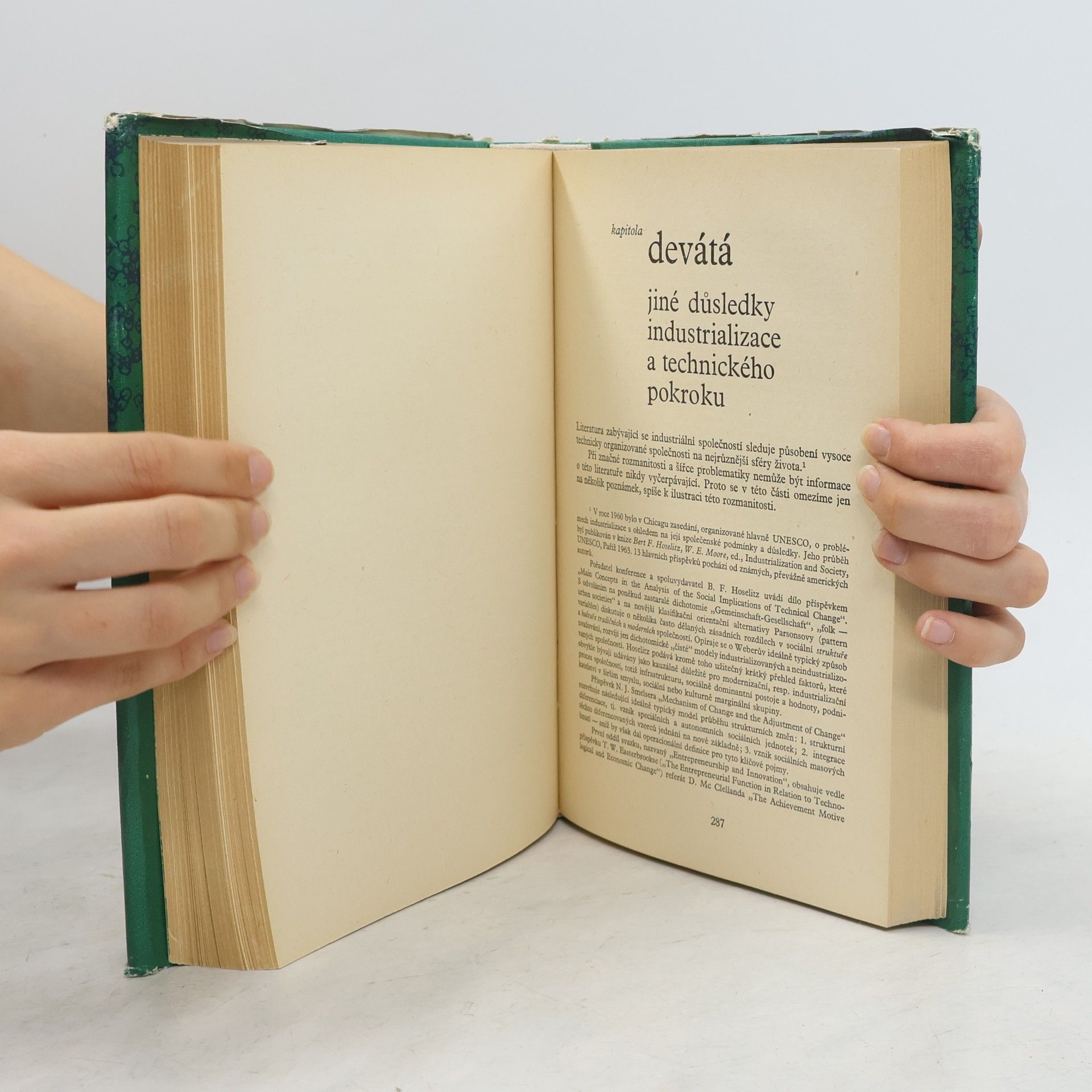 Jaroslav Klofáč Soudobá sociologie : Teorie průmyslových společností
