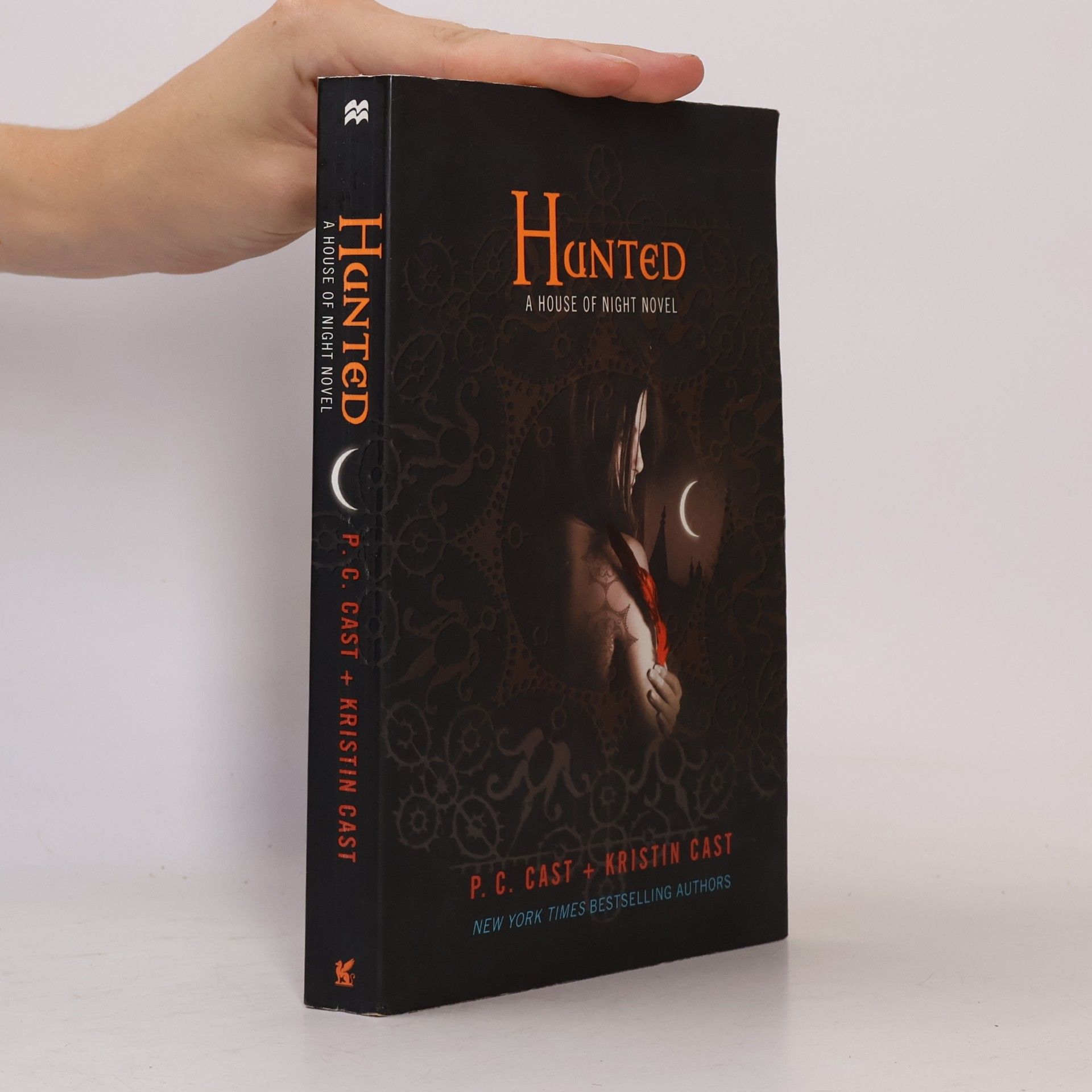Phyllis Christine Cast Hunted. A House of Night Novel