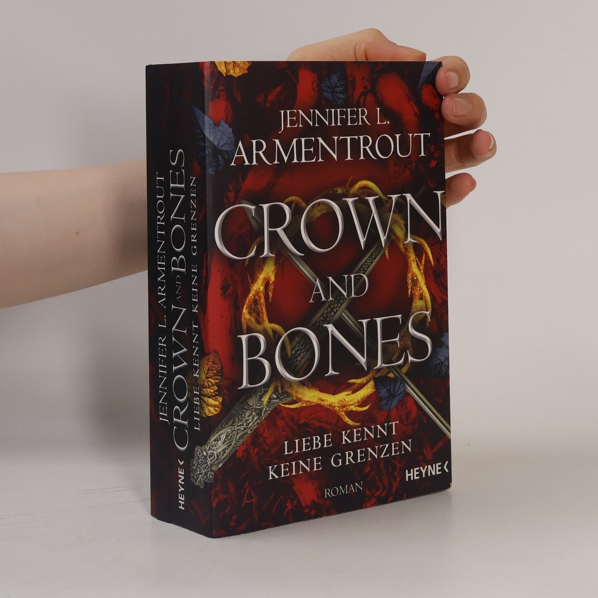 Jennifer Armentrout Crown and Bones