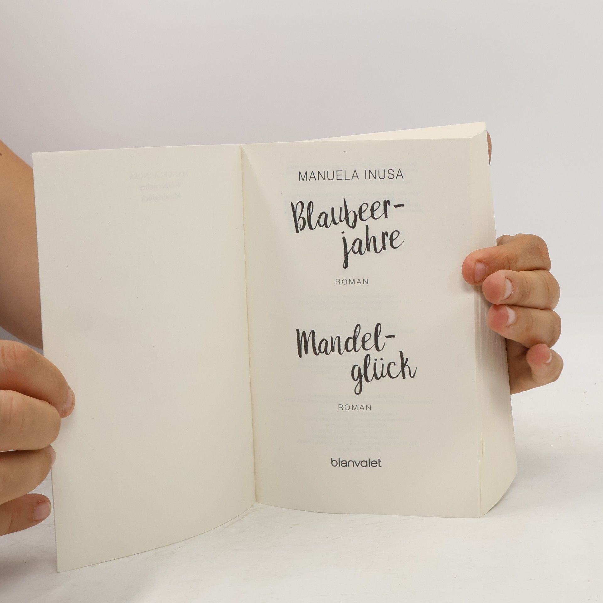 Manuela Inusa Blaubeerjahre Mandelglück