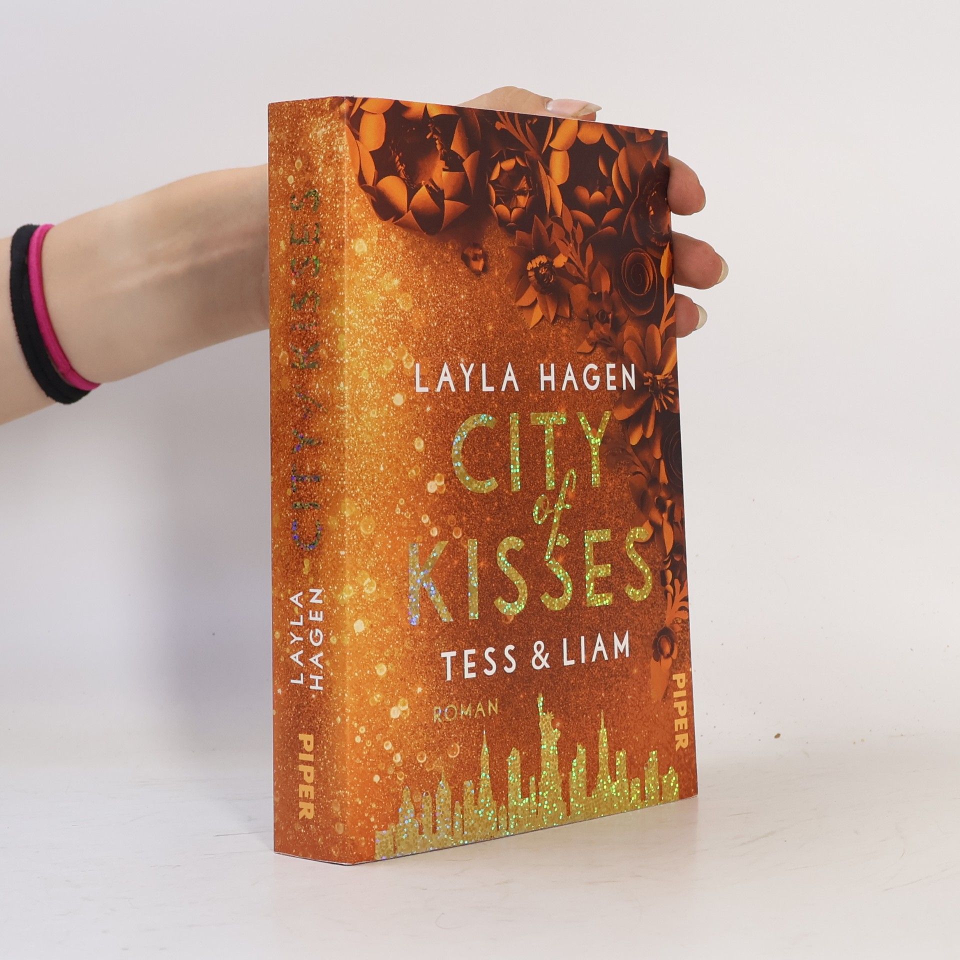Layla Hagen City of Kisses - Tess & Liam