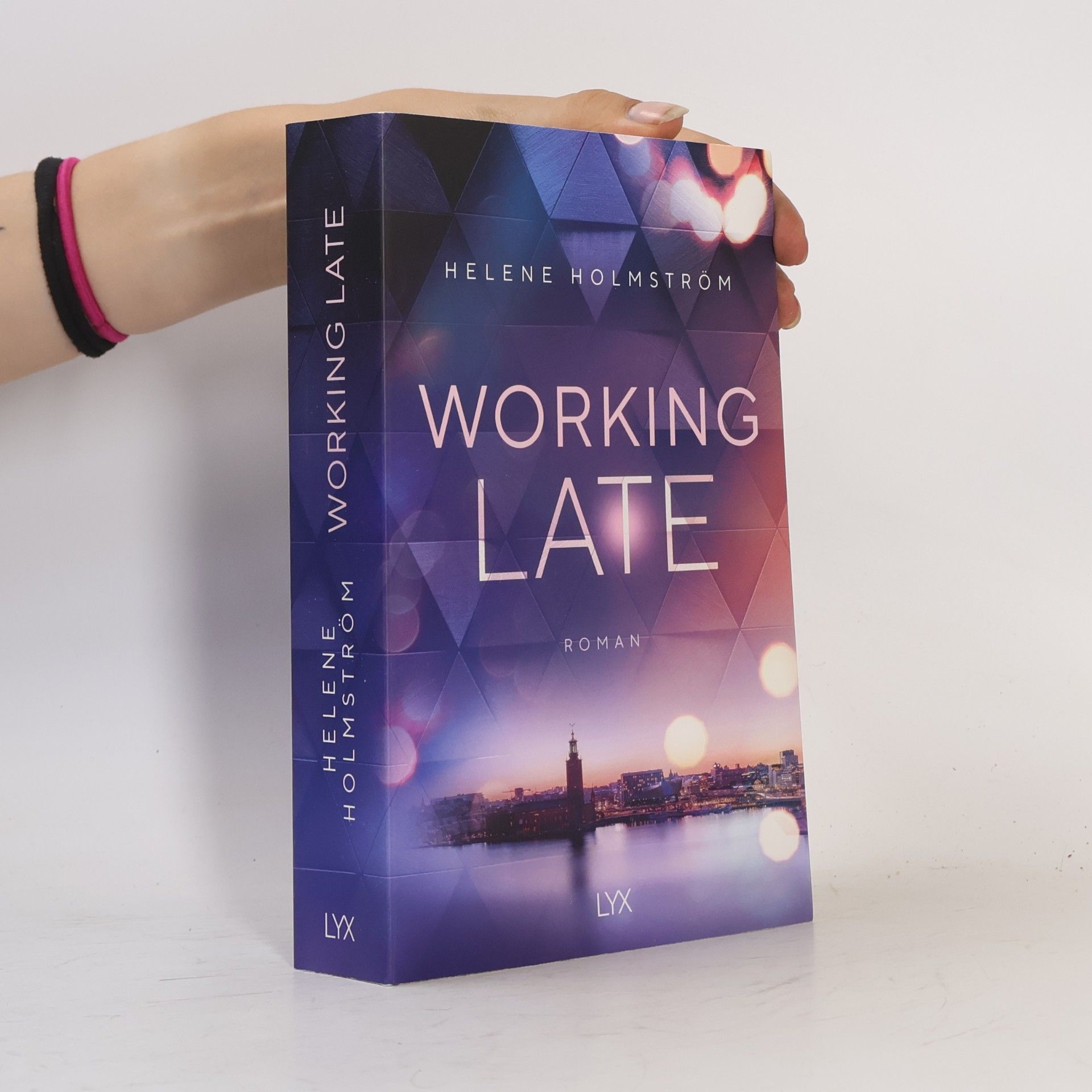 Heléne Holmström Working Late