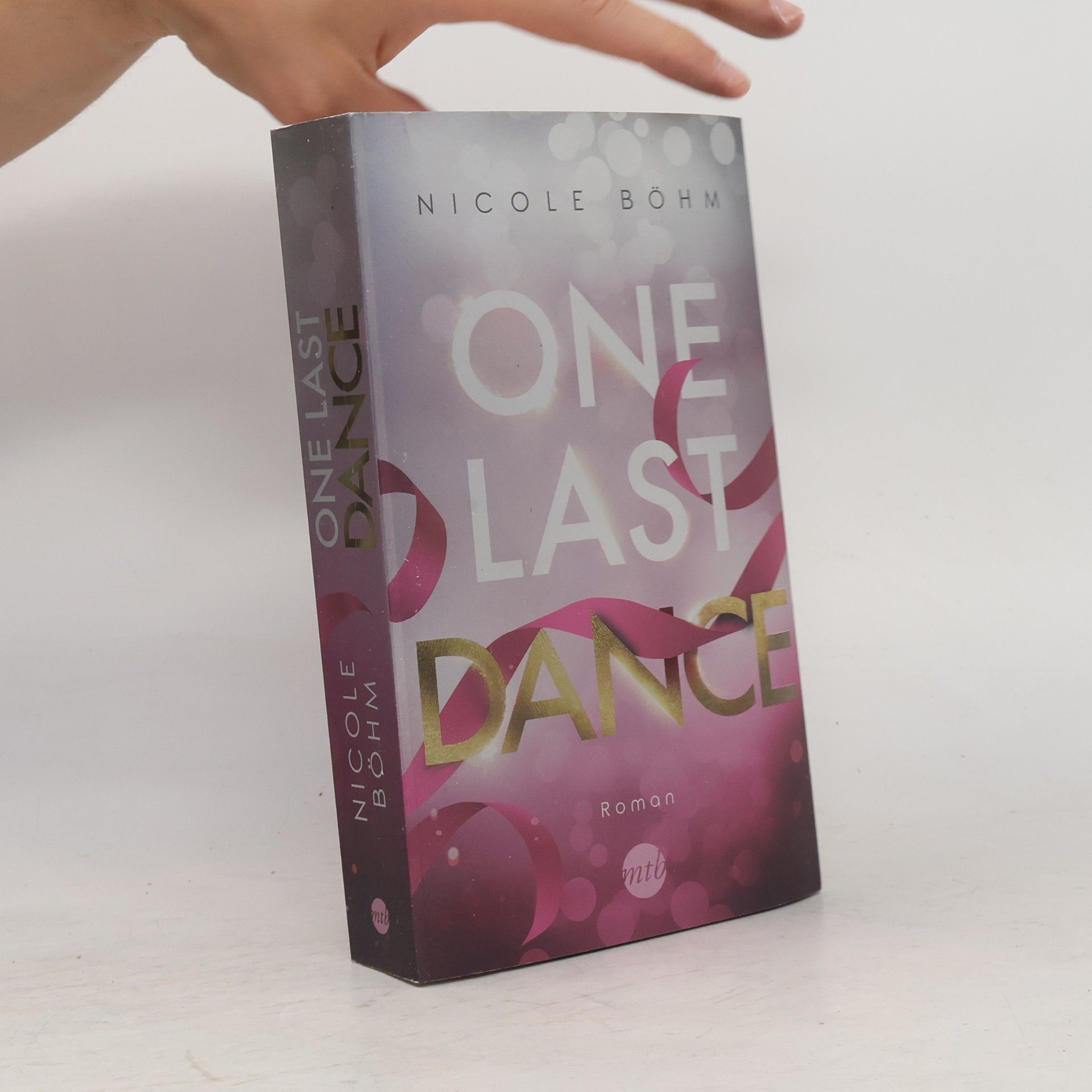 Nicole Böhm One Last Dance