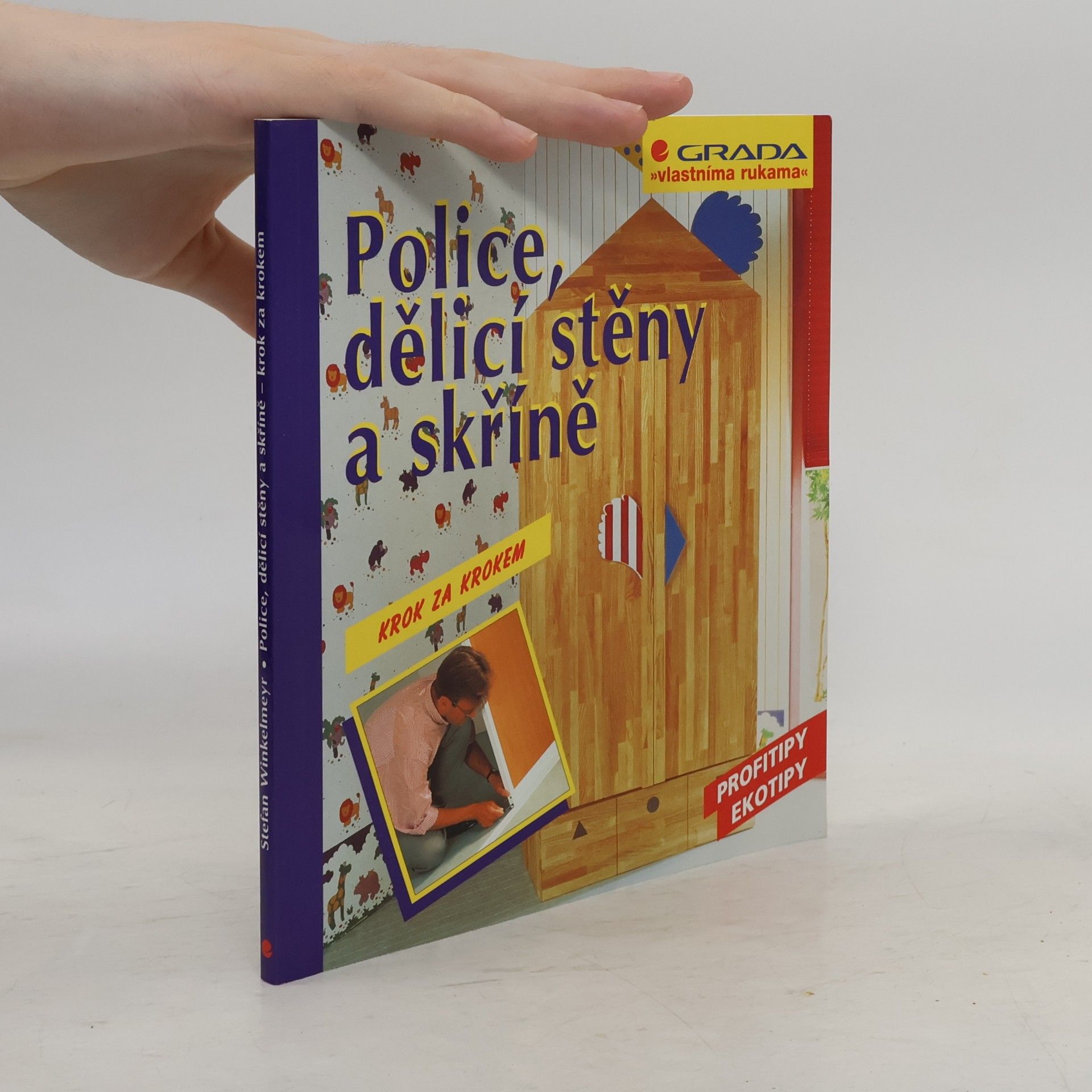 Stefan Winkelmeyr Police, dělicí stěny a skříně
