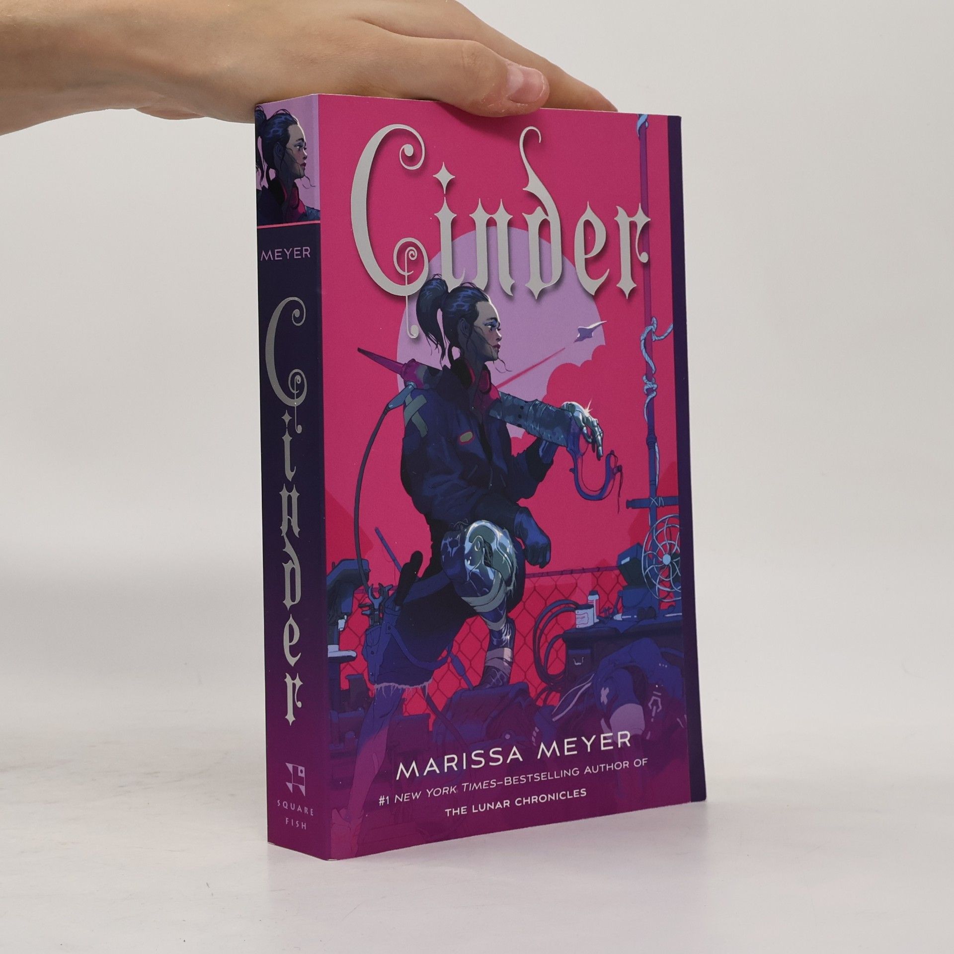 Marissa Meyer Cinder