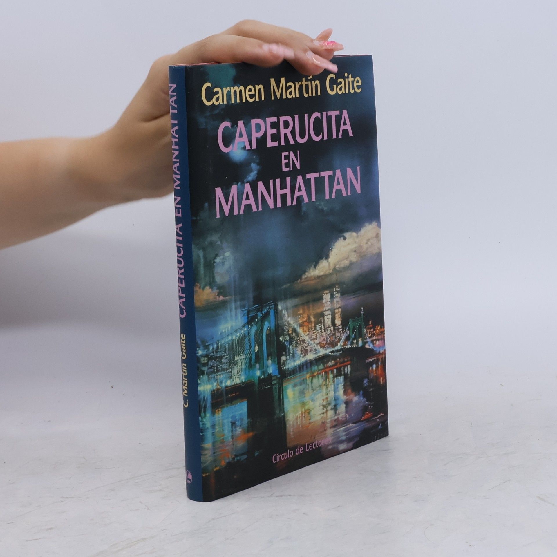 Carmen Martín Gaite Caperucita en Manhattan