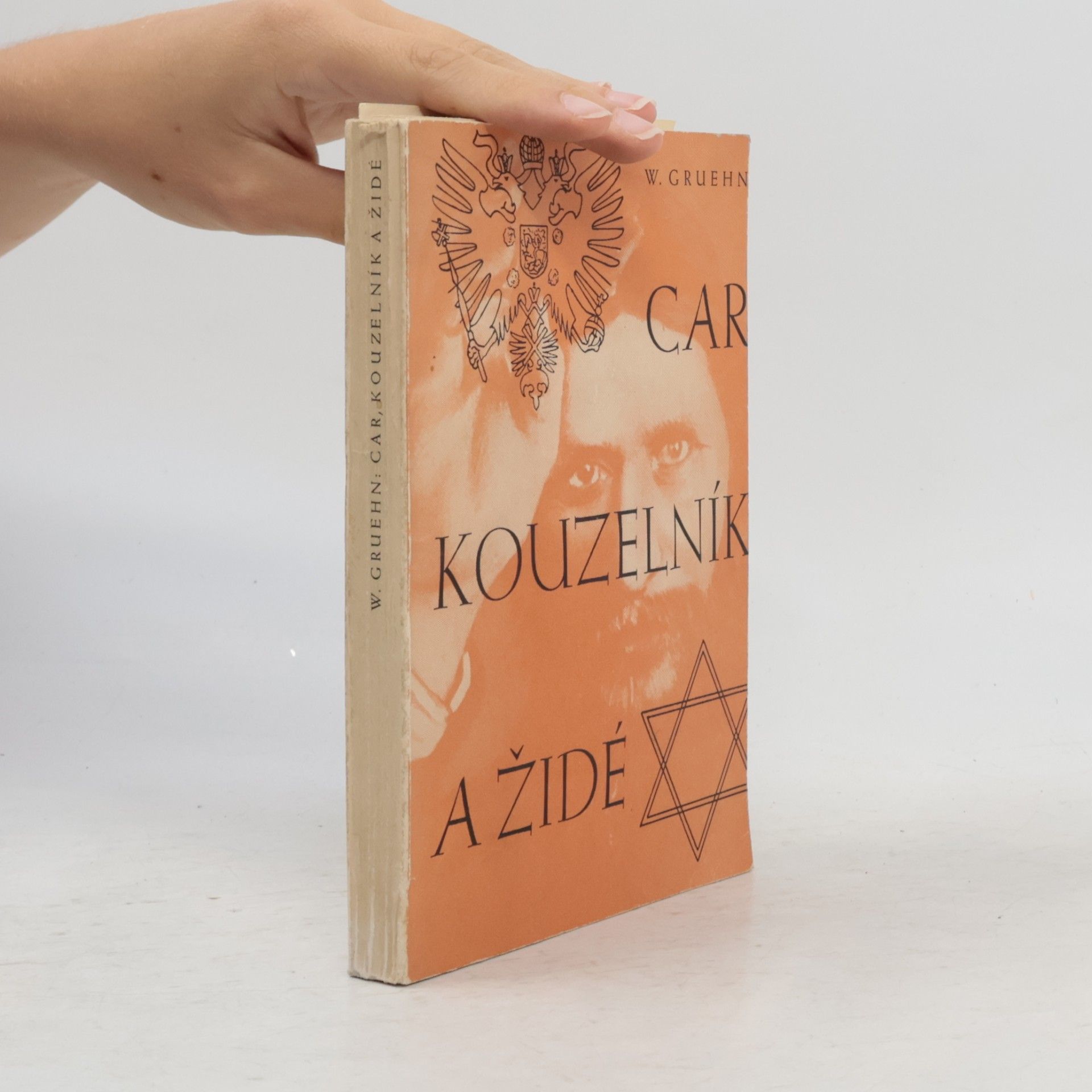 Werner Gruehn Car, kouzelník a židé