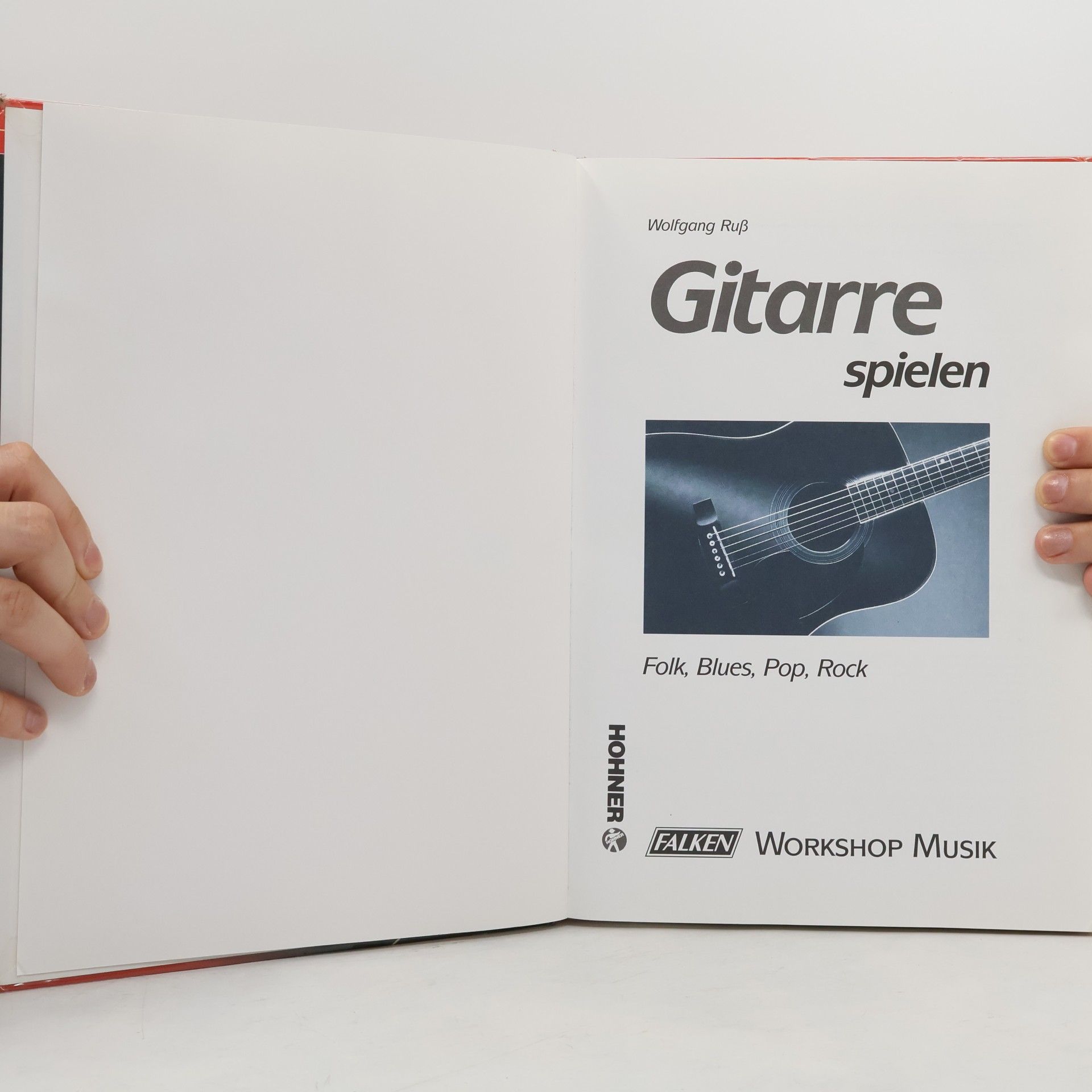 Wolfgang Russ Gitarre spielen