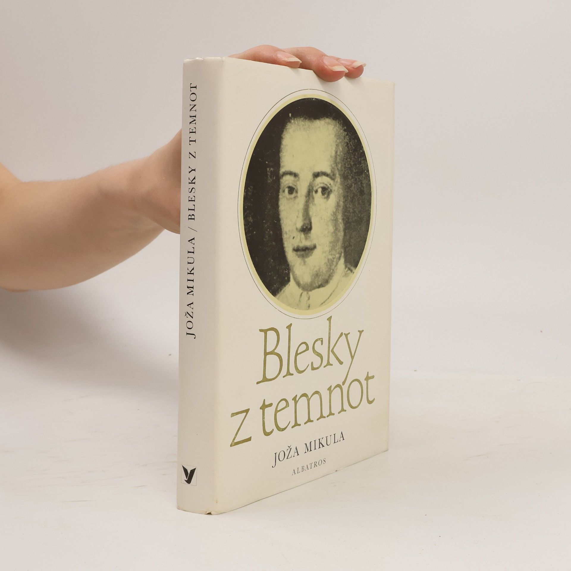 Blesky z temnot
