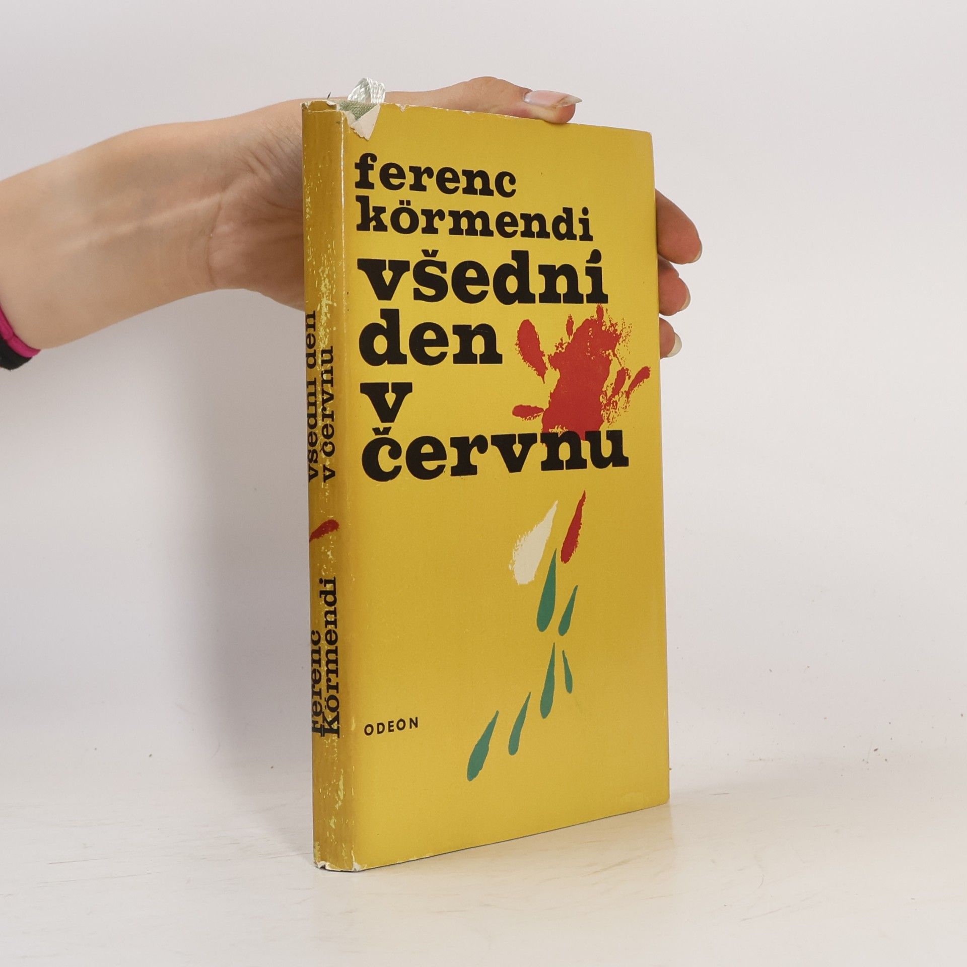 Všední den v červnu