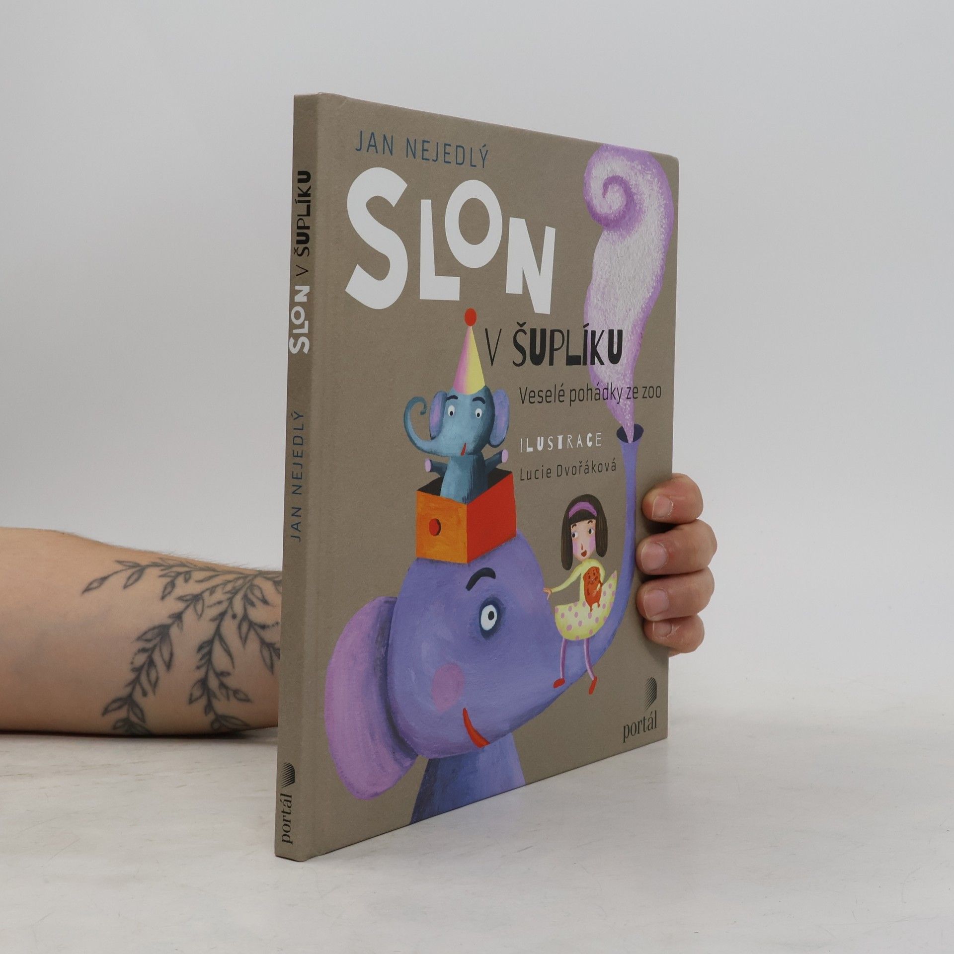 Jan Nejedlý Slon v šuplíku - Veselé pohádky ze zoo