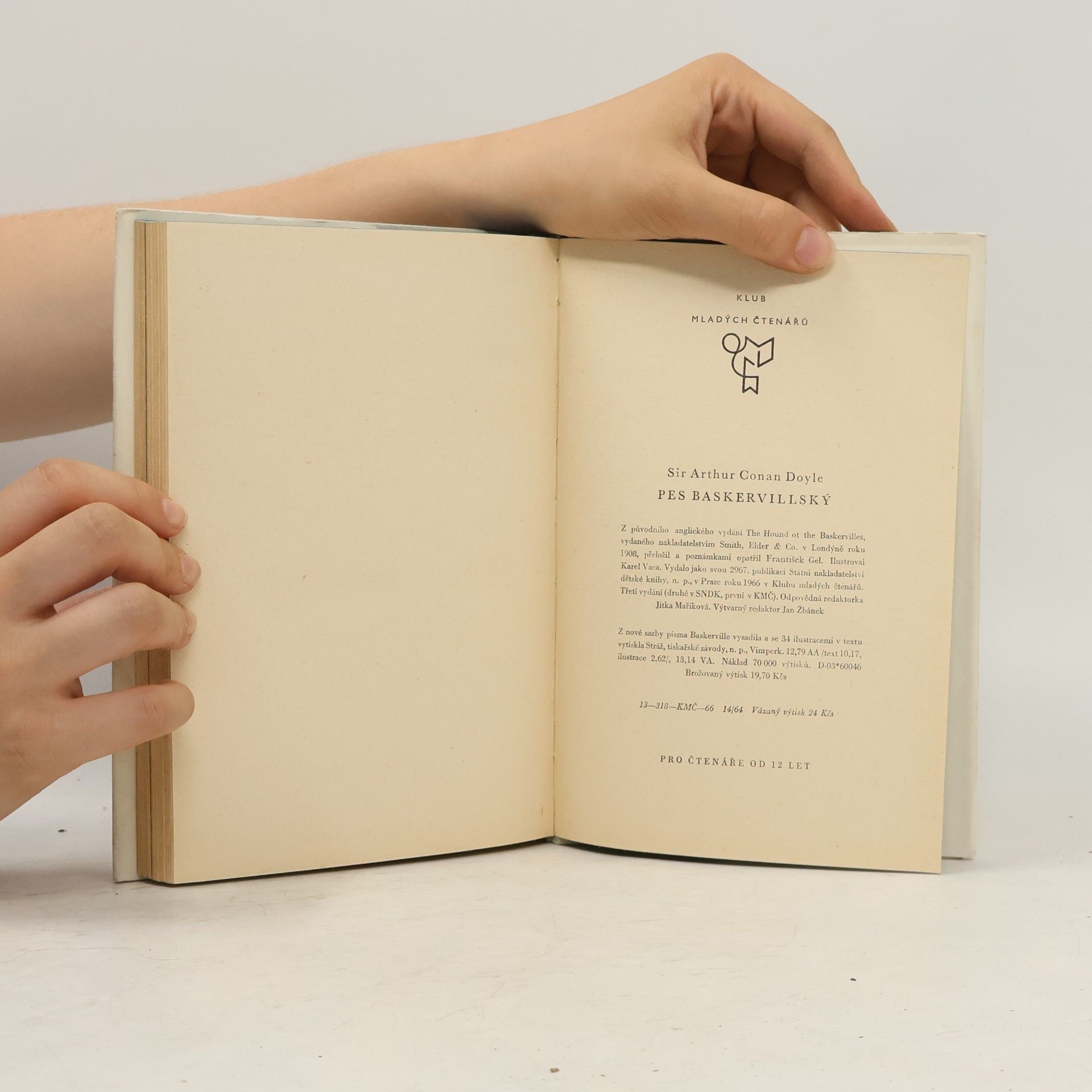 Arthur Conan Doyle Pes baskervillský