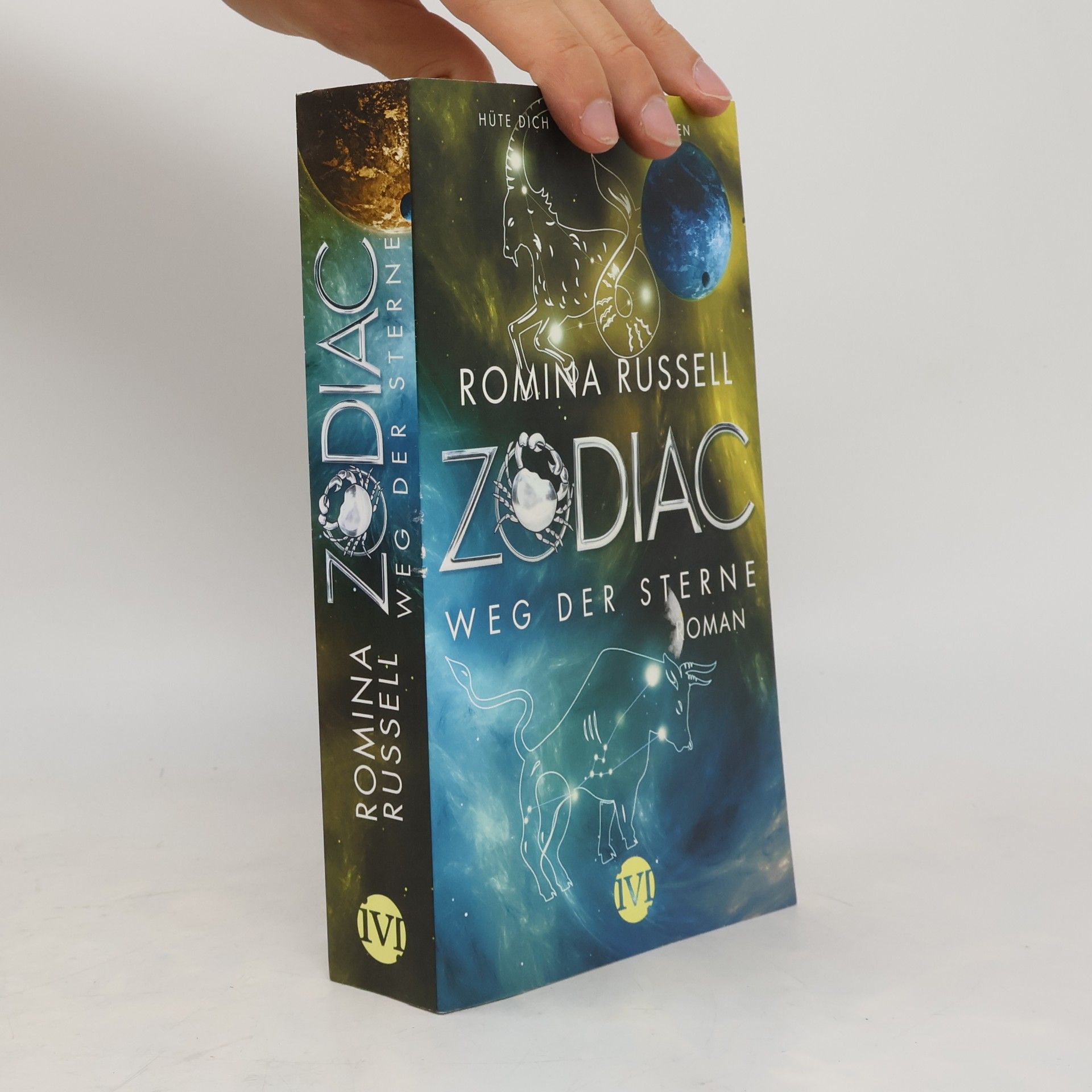 Romina Russell Zodiac - Weg der Sterne