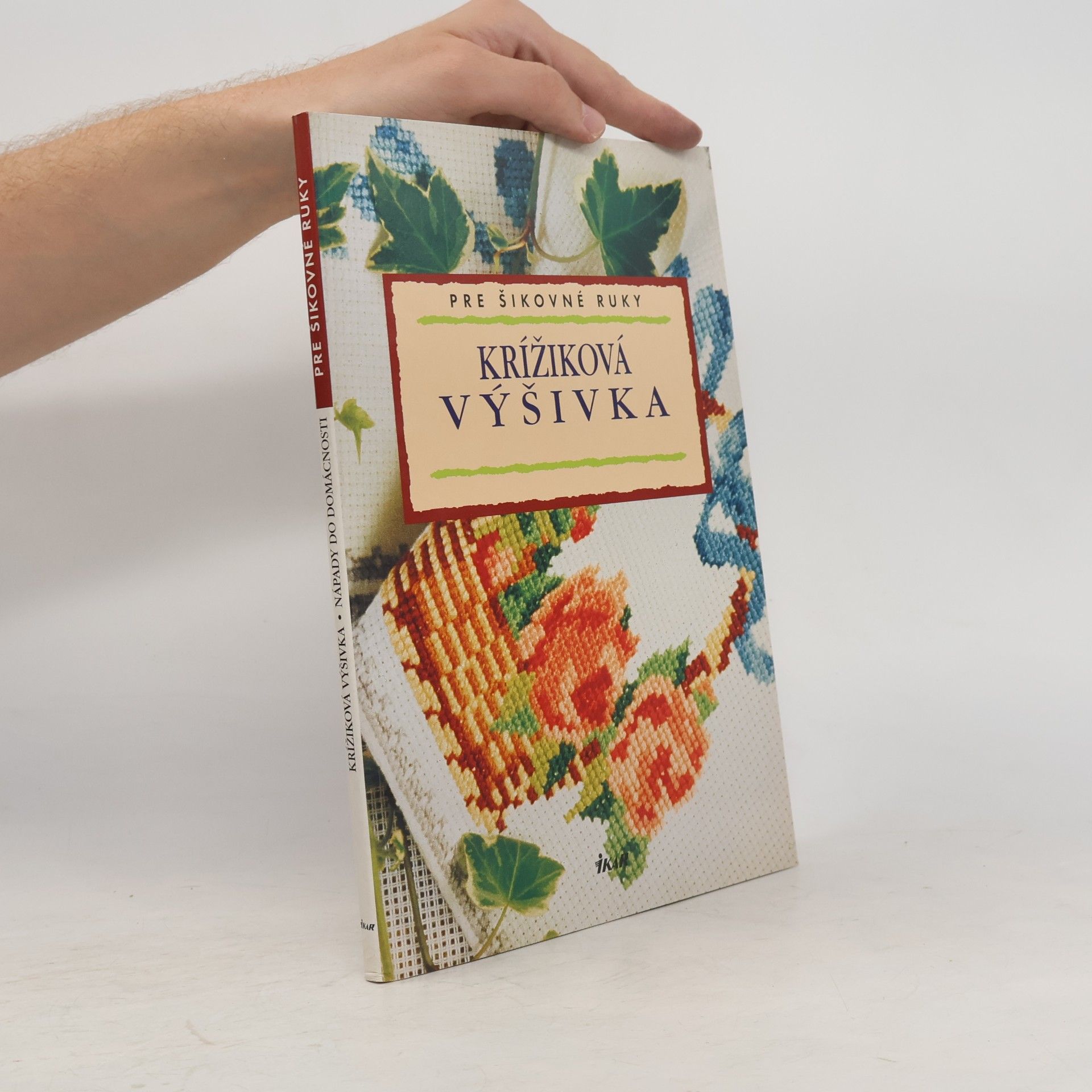 Autorenkollektiv Křížiková výšivka