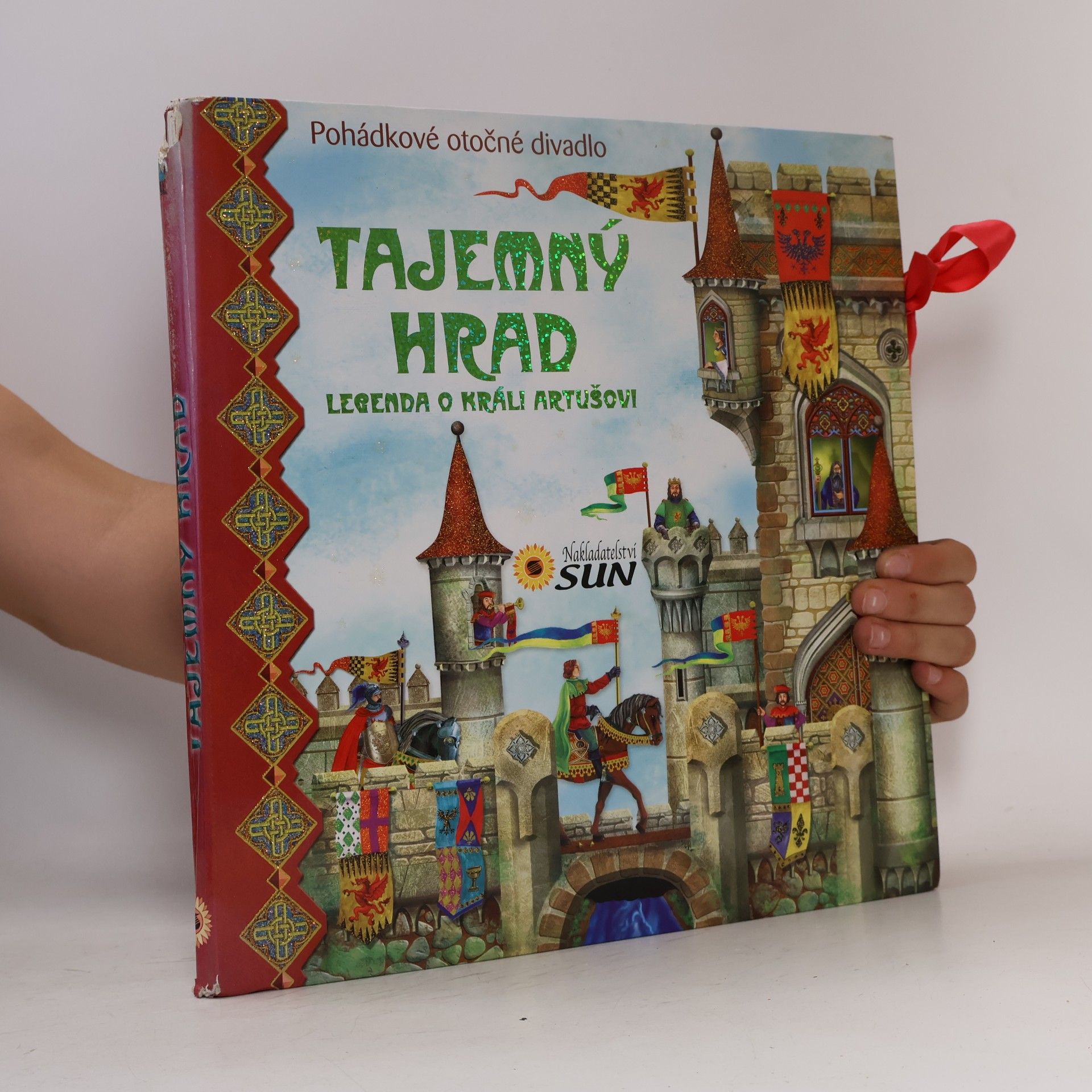 Kateřina Brouk Tajemný hrad: Legenda o králi Artušovi: Pohádkové otočné divadlo