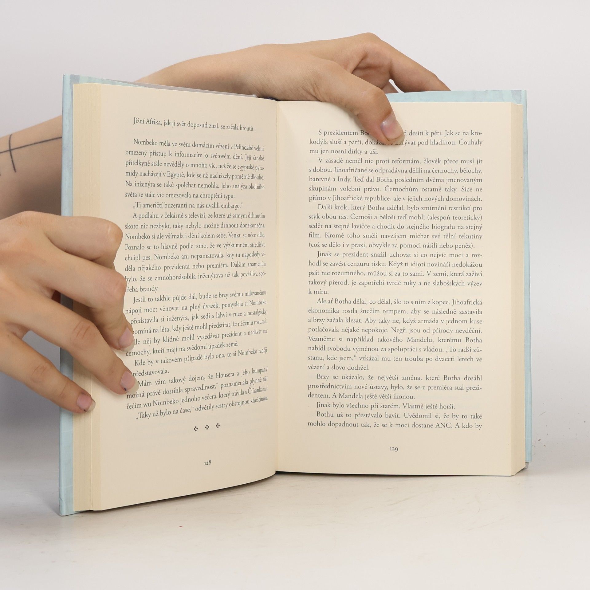 Jonas Jonasson Analfabetka, která uměla počítat