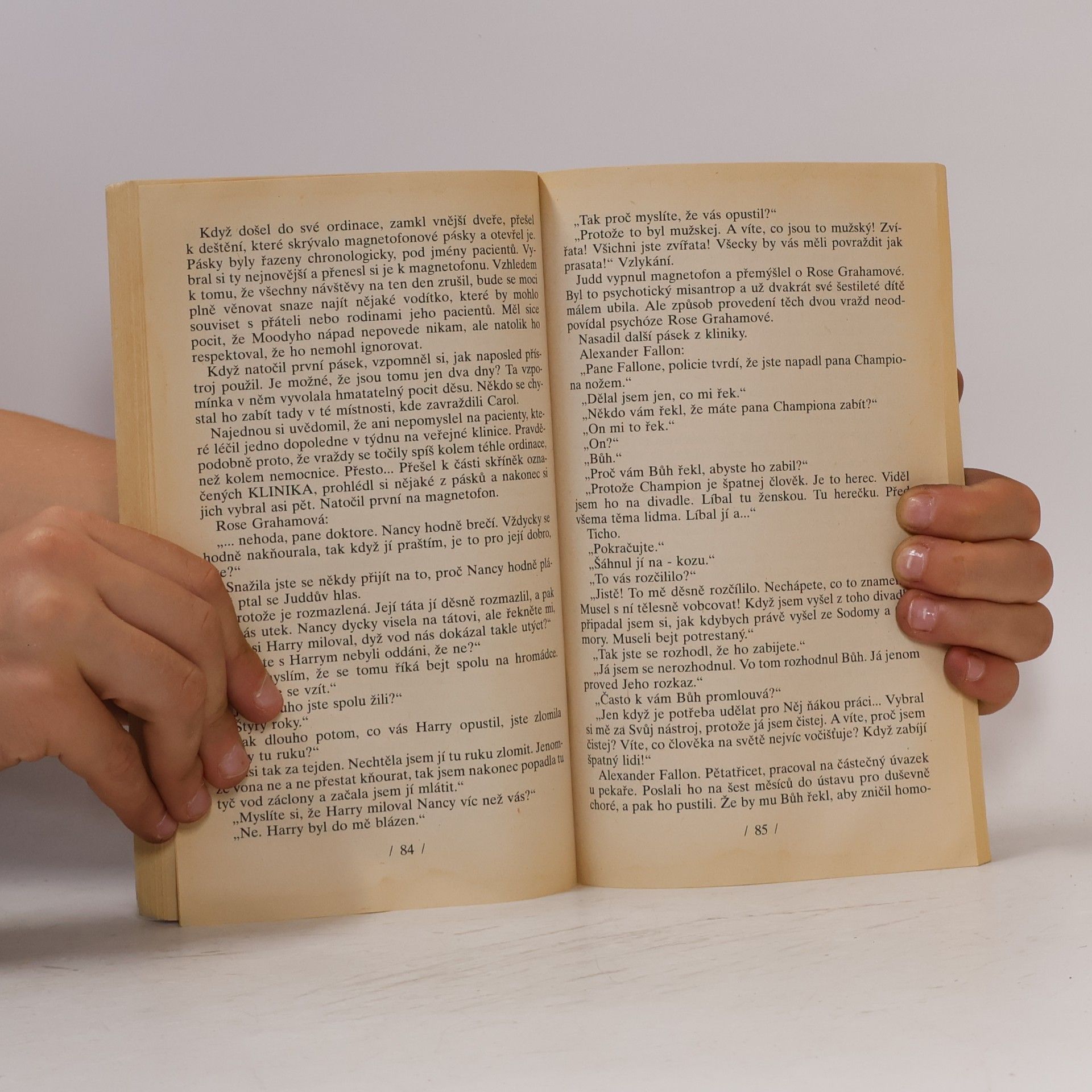 Sidney Sheldon Tvář bez masky