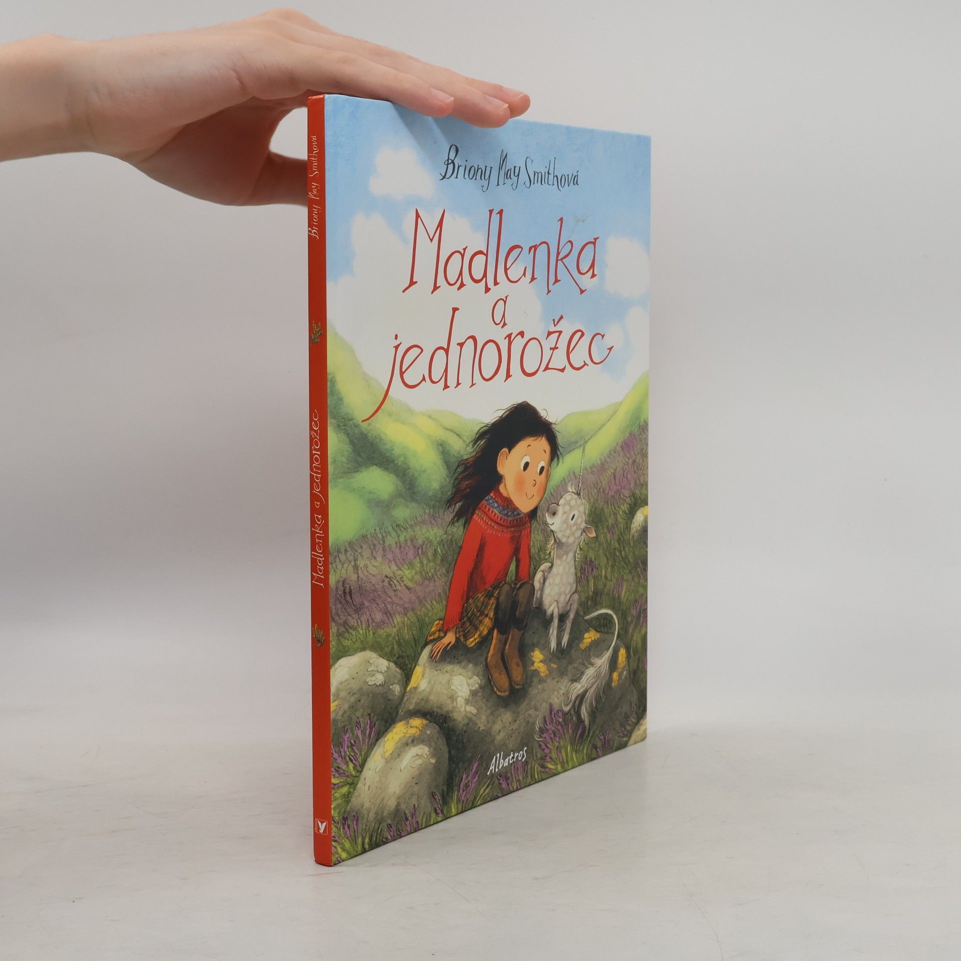 Briony May Smith Madlenka a jednorožec