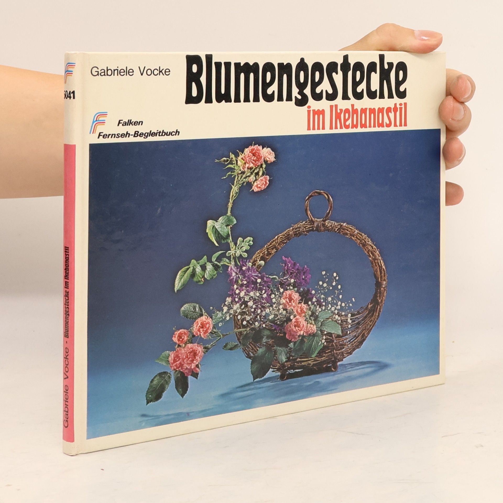 Gabrielle Vocke Blumengestecke im Ikebanastil
