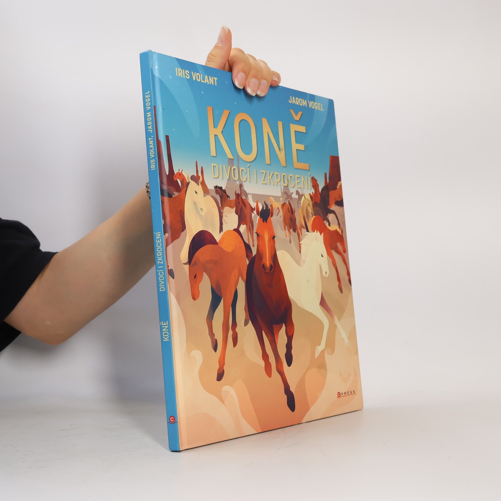 Iris Volant Koně: Divocí i zkrocení