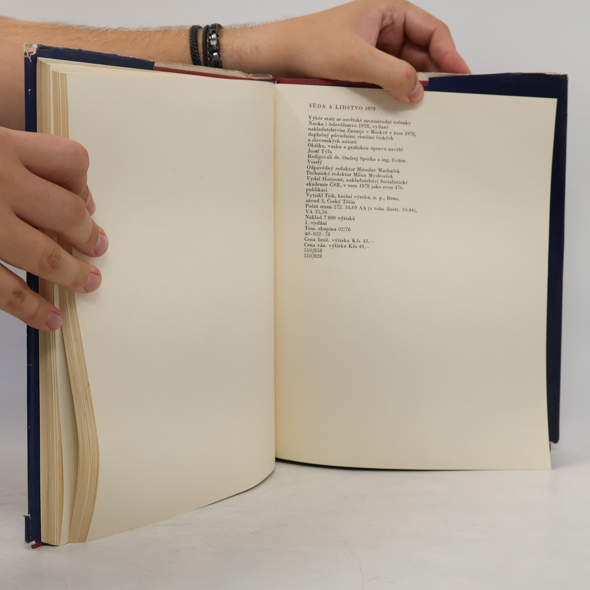 Various authors Věda a lidstvo 1979