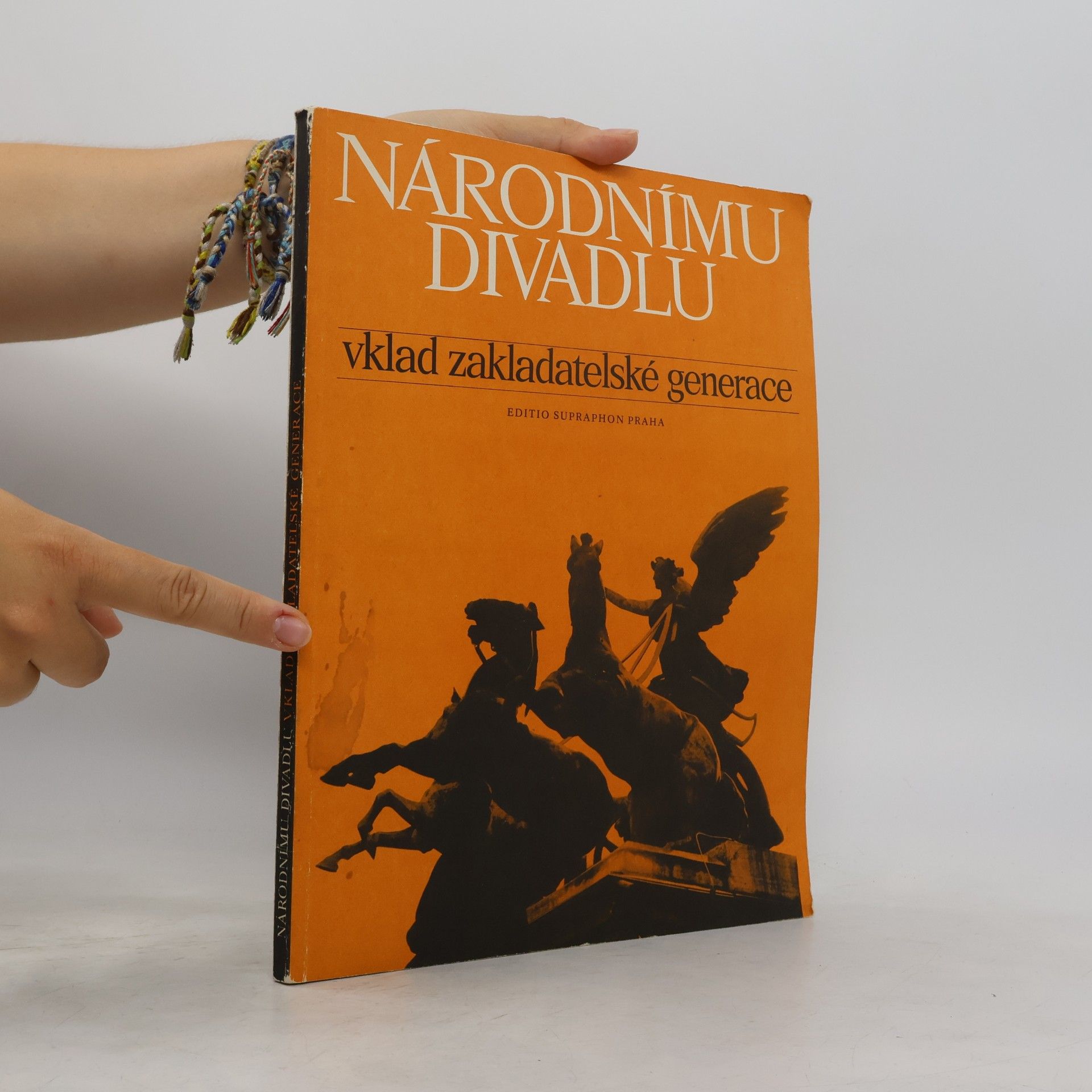 Jarmil Burghauser  Národnímu divadlu. Vklad zakladatelské generace