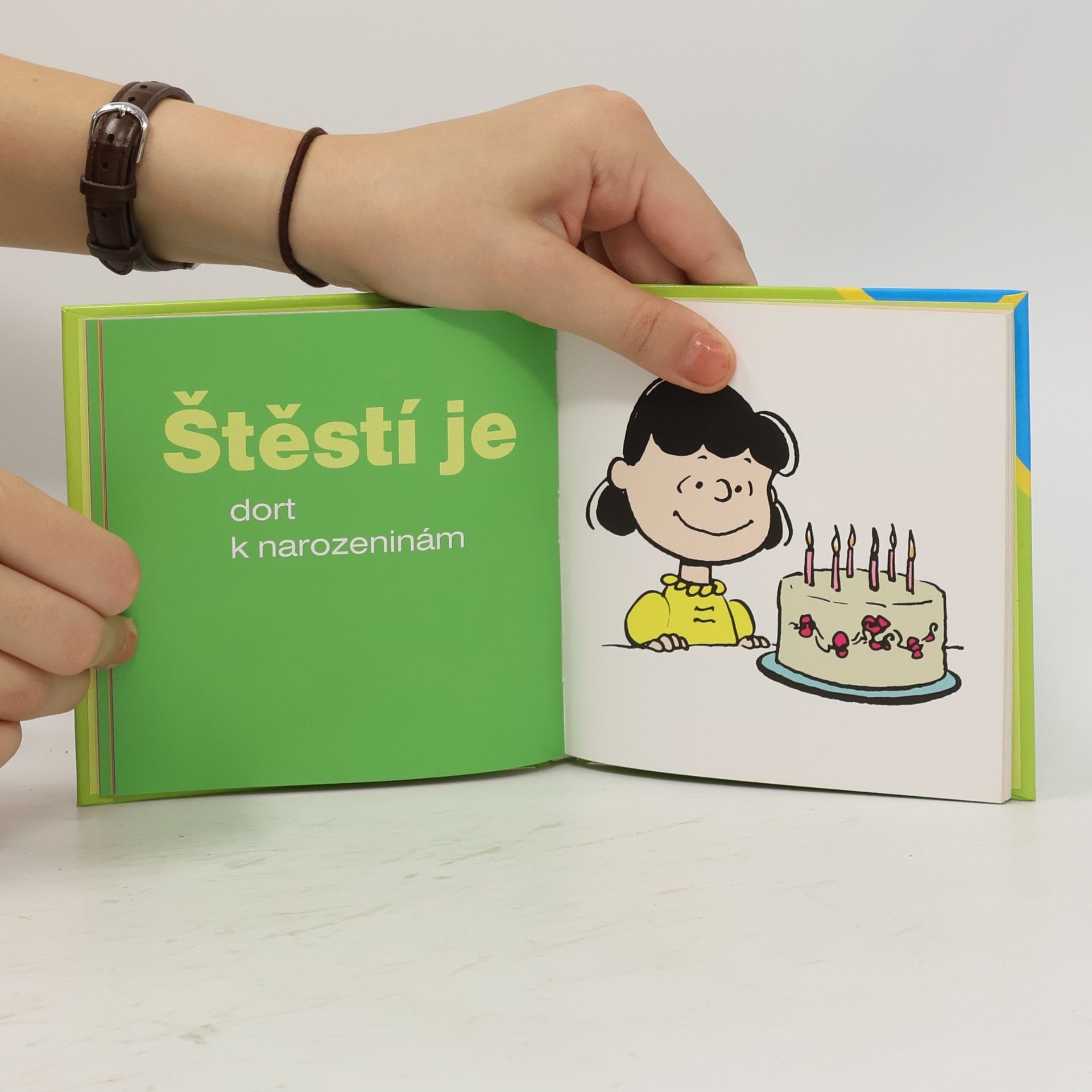 Charles M. Schulz Štěstí je... přítulné štěně