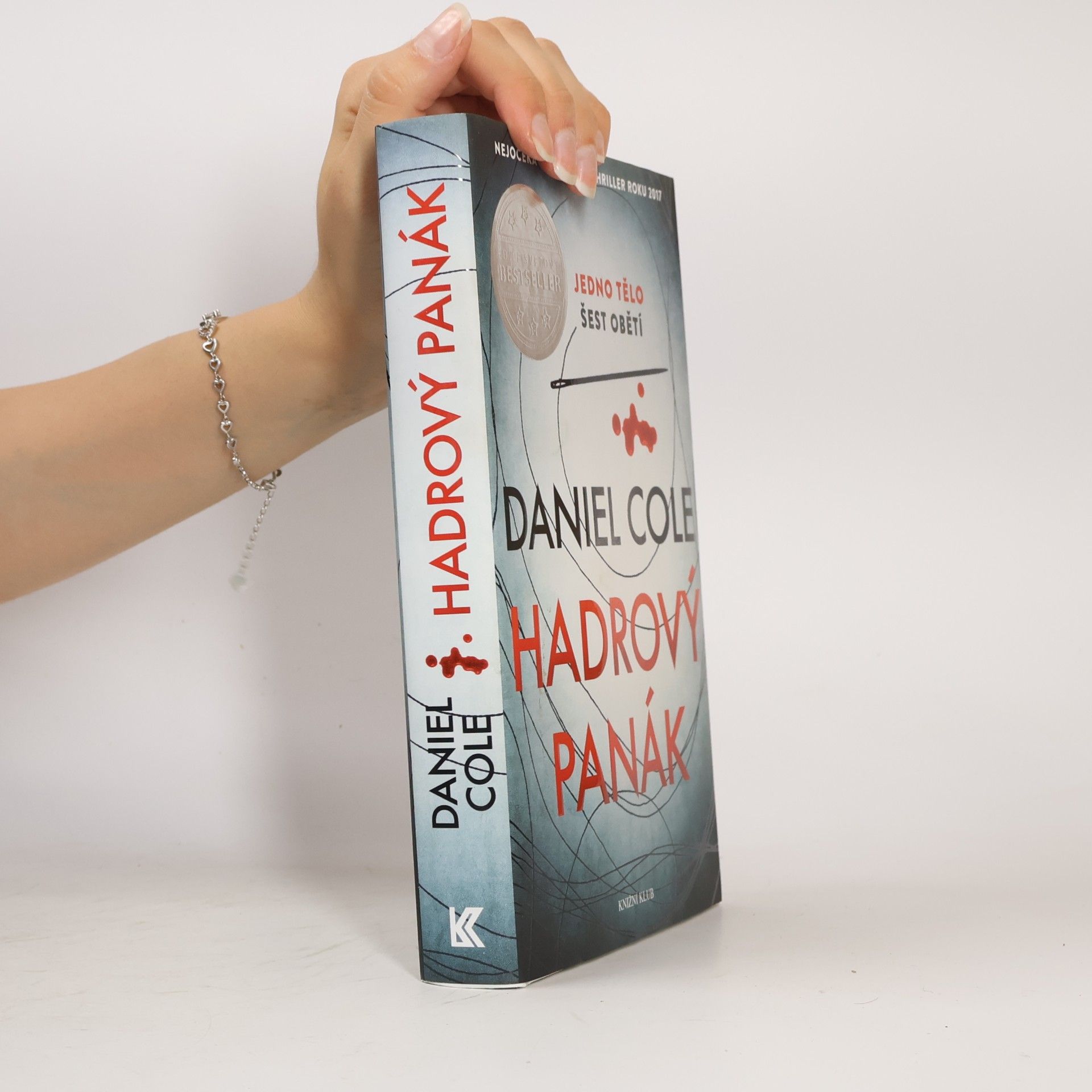 Daniel Cole Hadrový panák