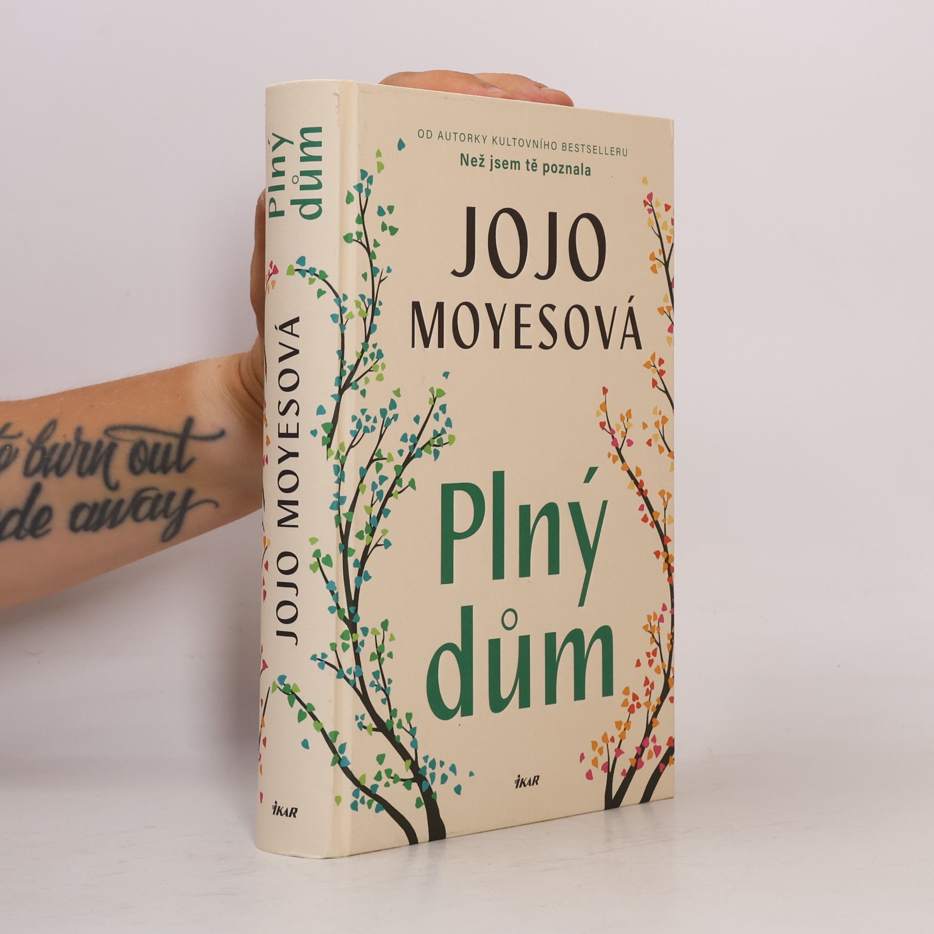 Lucie Mikolajková Plný dům