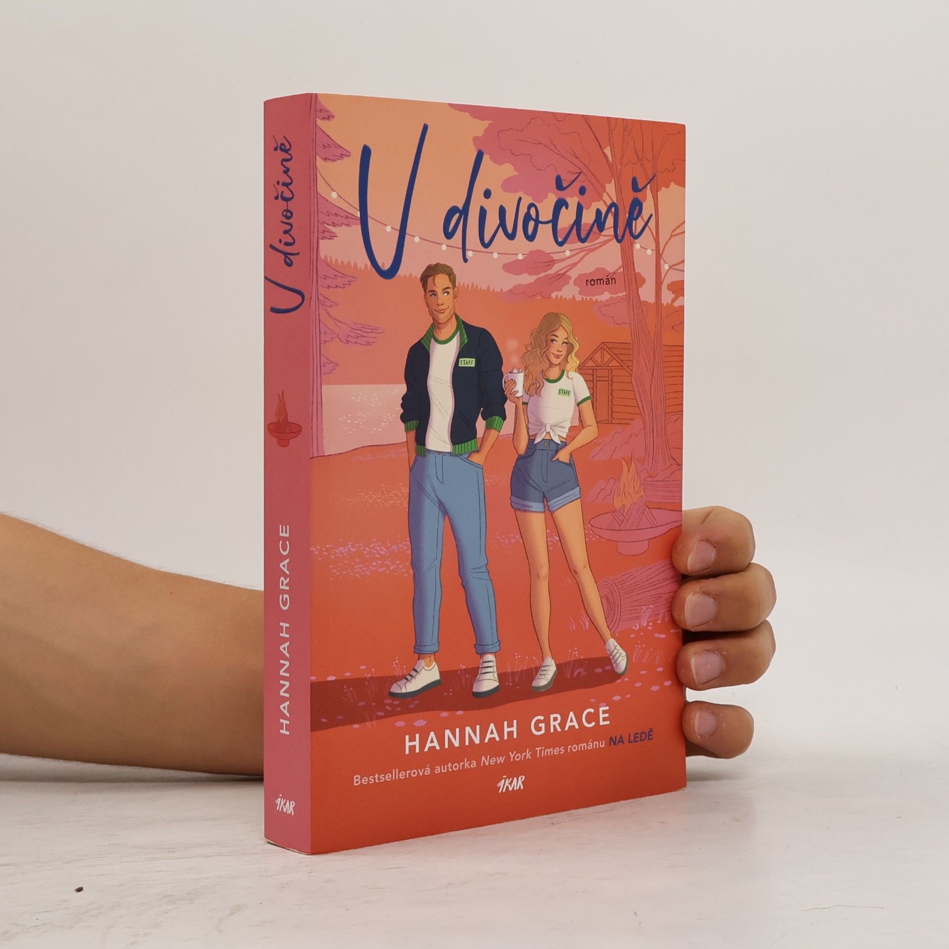 Hannah Grace V divočině