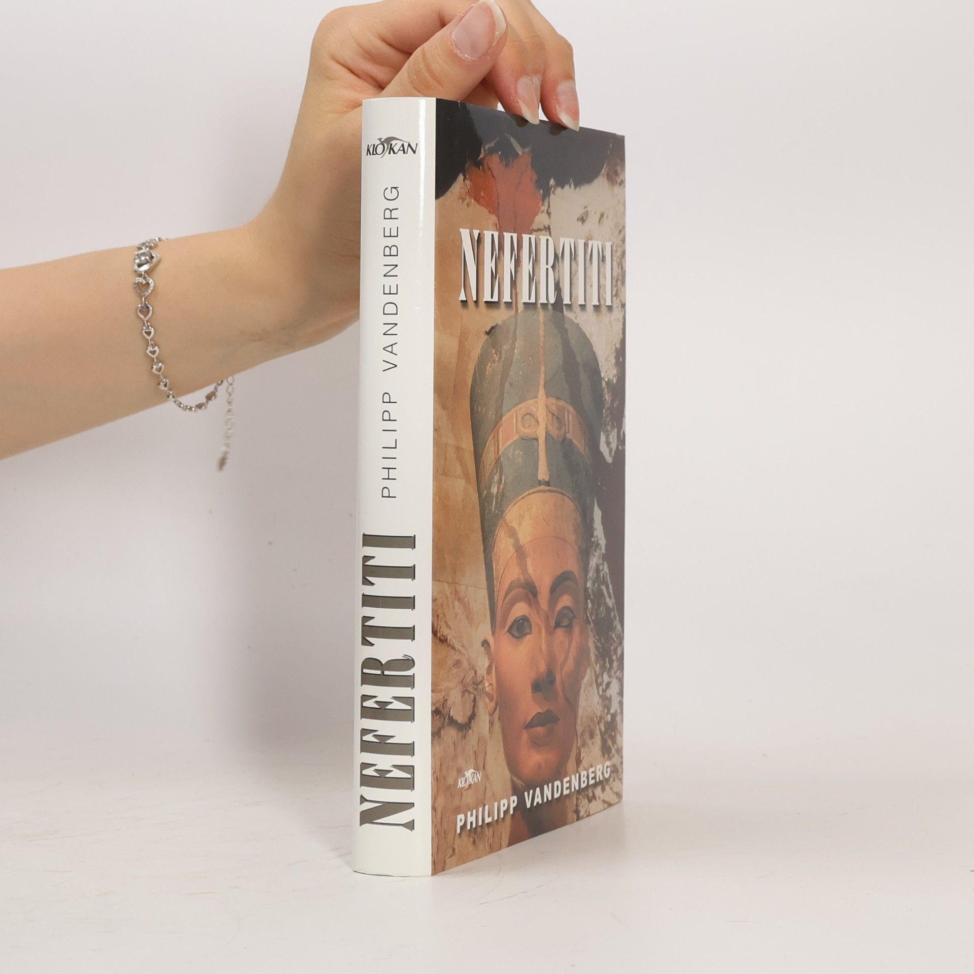 Philipp Vandenberg Nefertiti