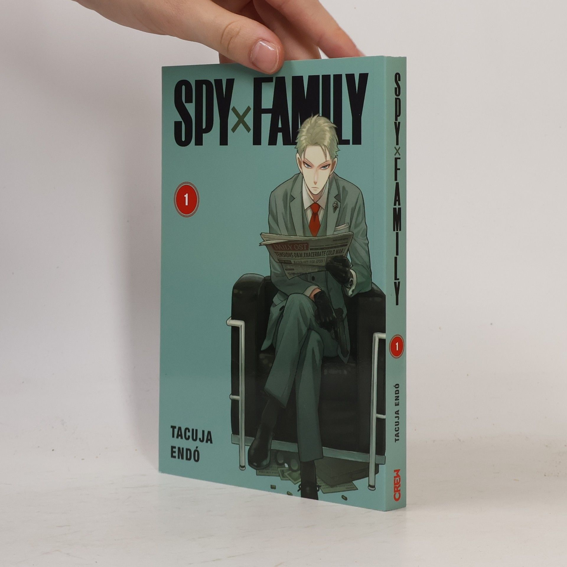 Tacuja Endó Spy x Family 1