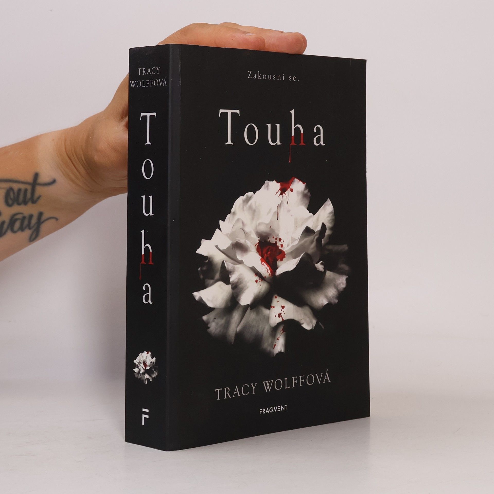 Tracy Wolff Touha
